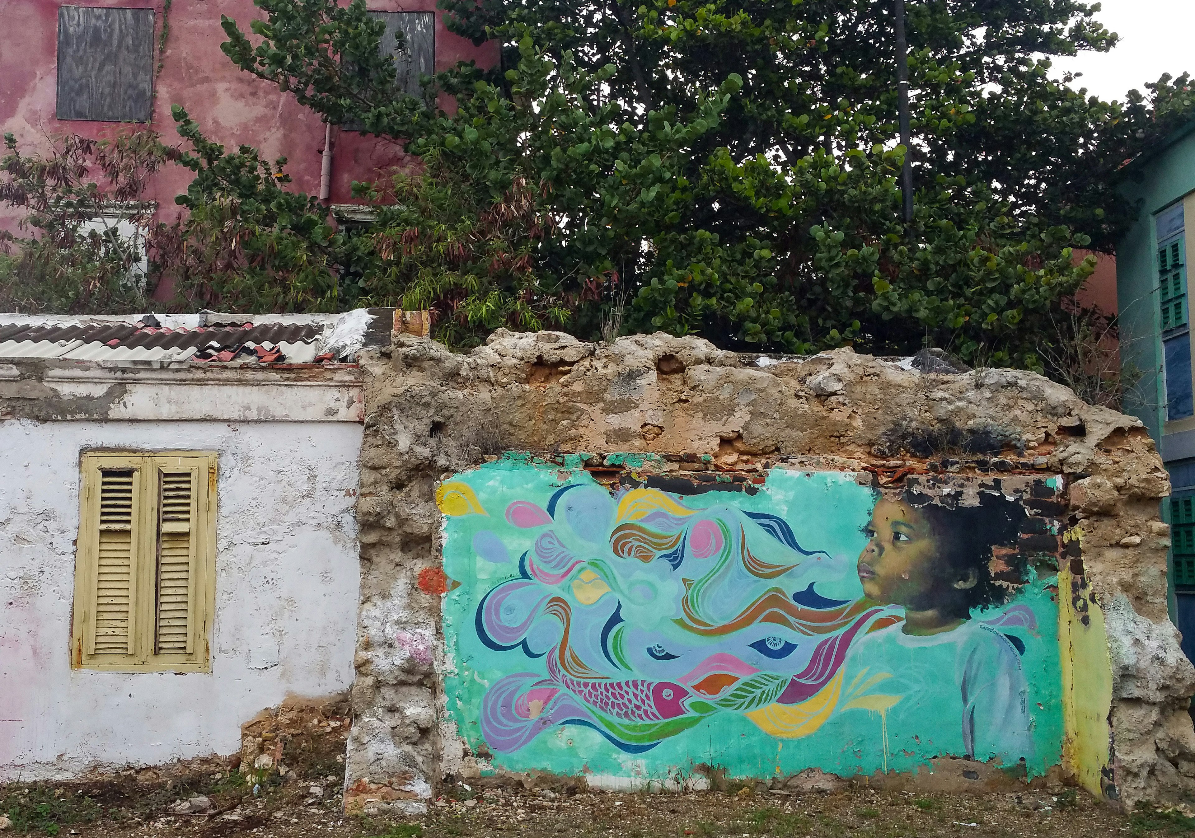 This mural in Otrobanda is a collaboration completed by local artists Garrick Marchena and Valerie Parisius