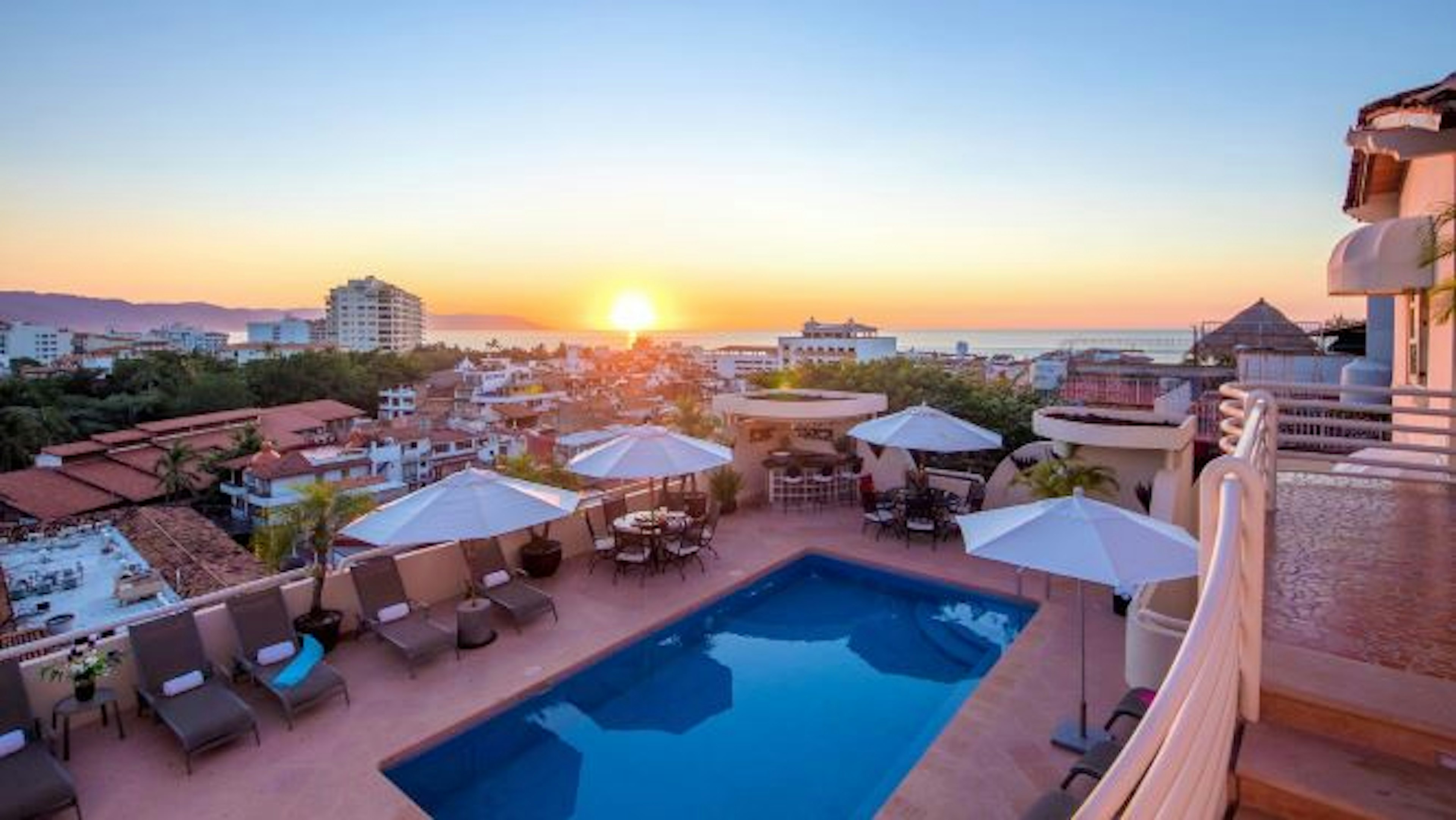 Sunset Pool Deck by Casa Tabachin.jpg