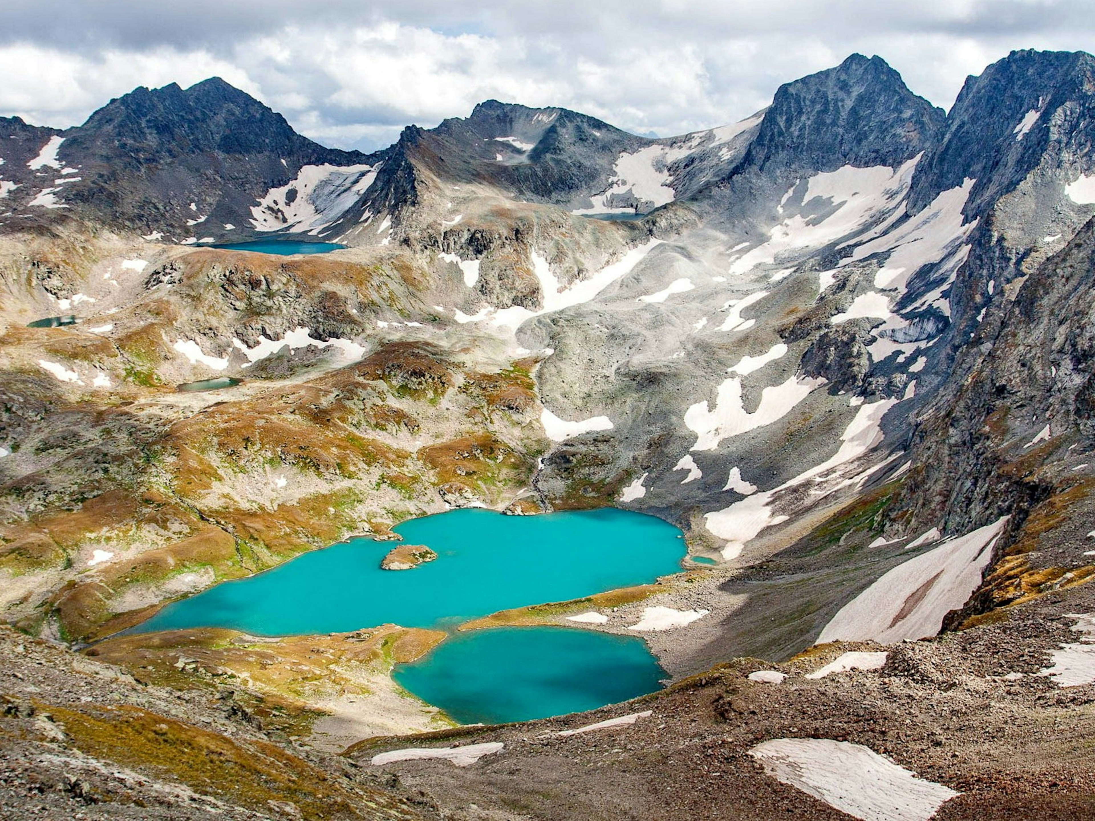 The spectacular Valley of the Geysers, part of the protected Kronotsky Biosphere Reserve © EhayDy / Shutterstock