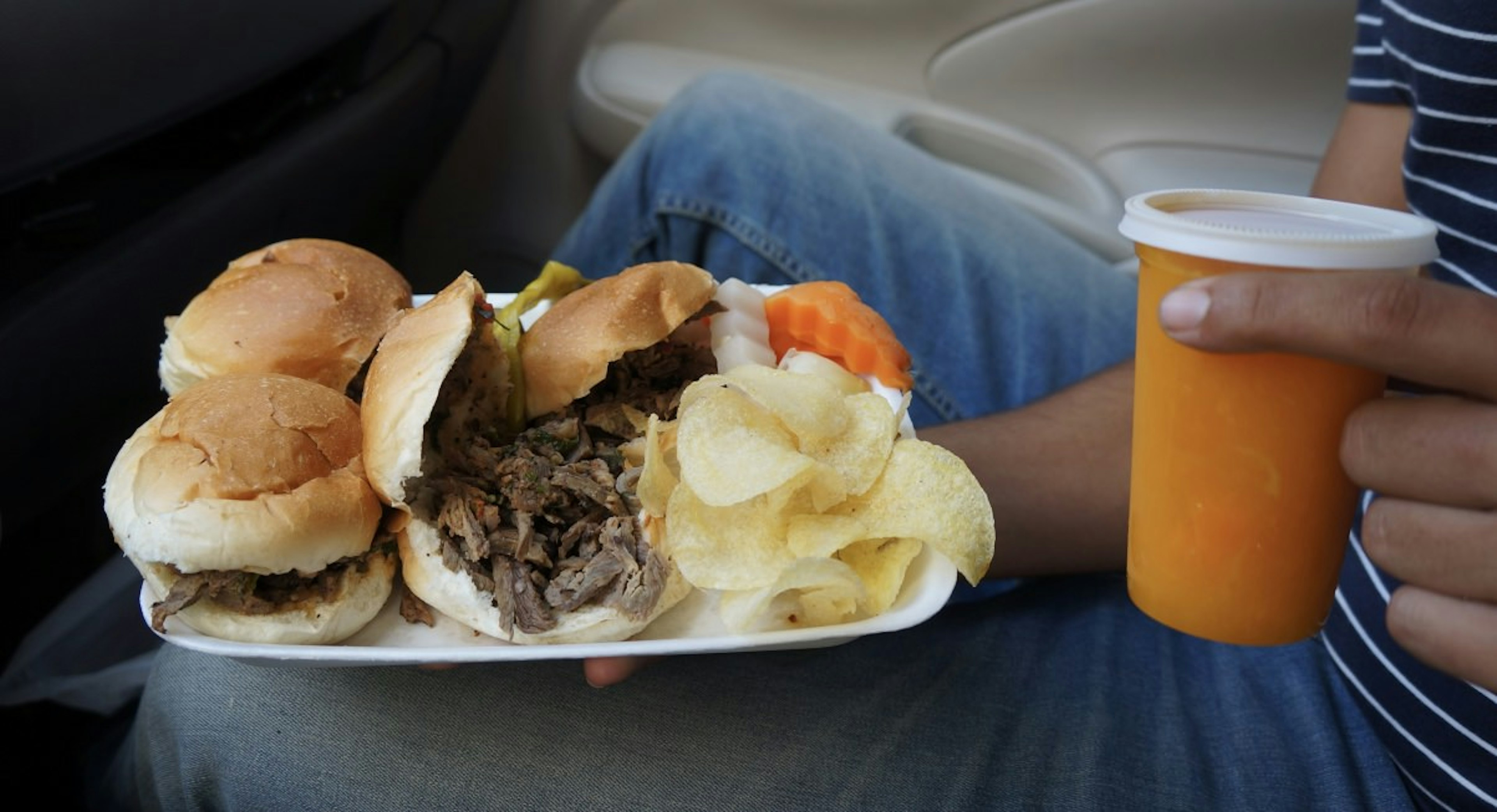 Shawarma at Abo Haidar. Image by Karima Hassan Ragab / ϰϲʿ¼