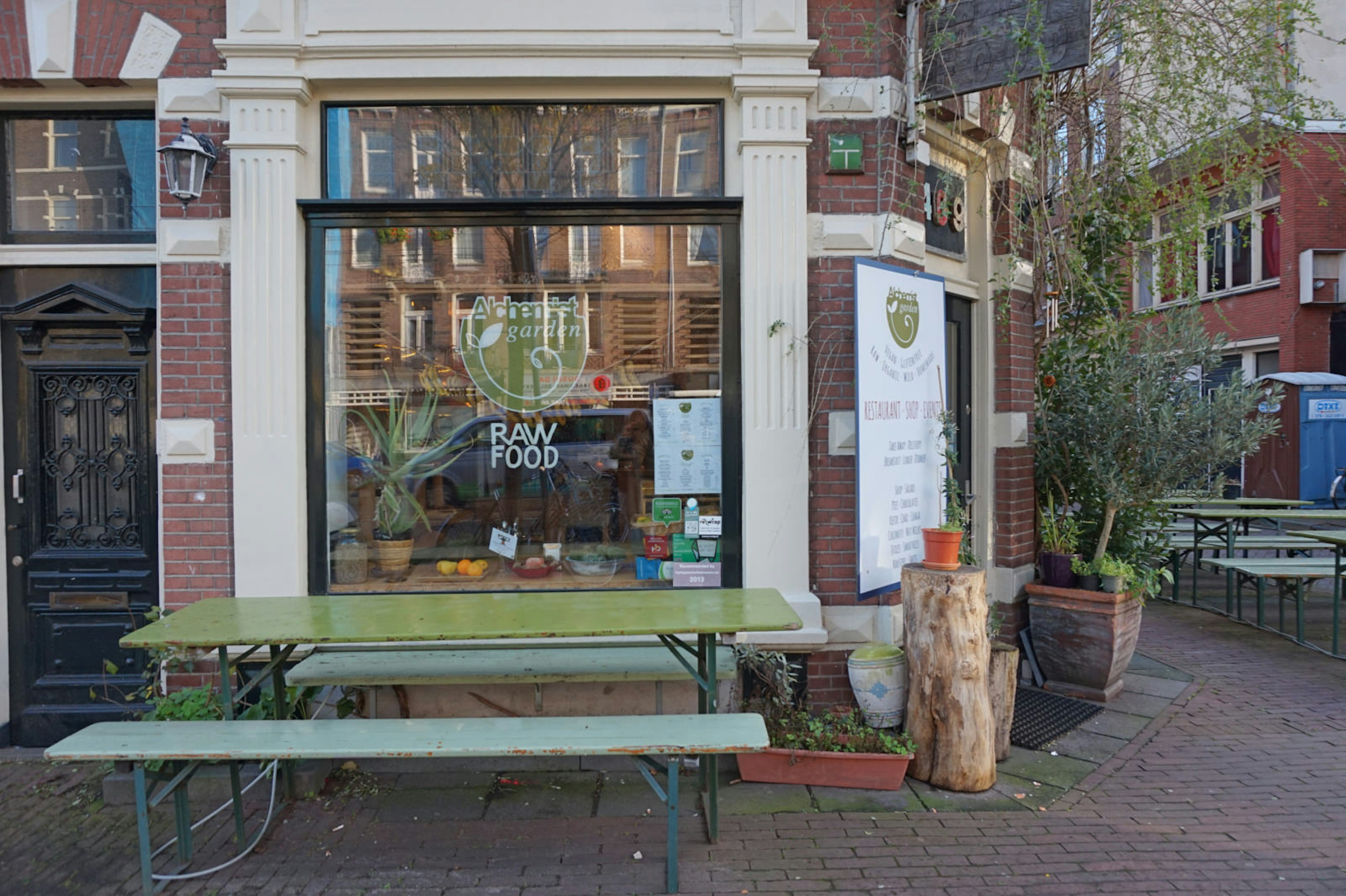 The exterior of Amsterdam's Alchemist Garden © Claire Bissell / ϰϲʿ¼