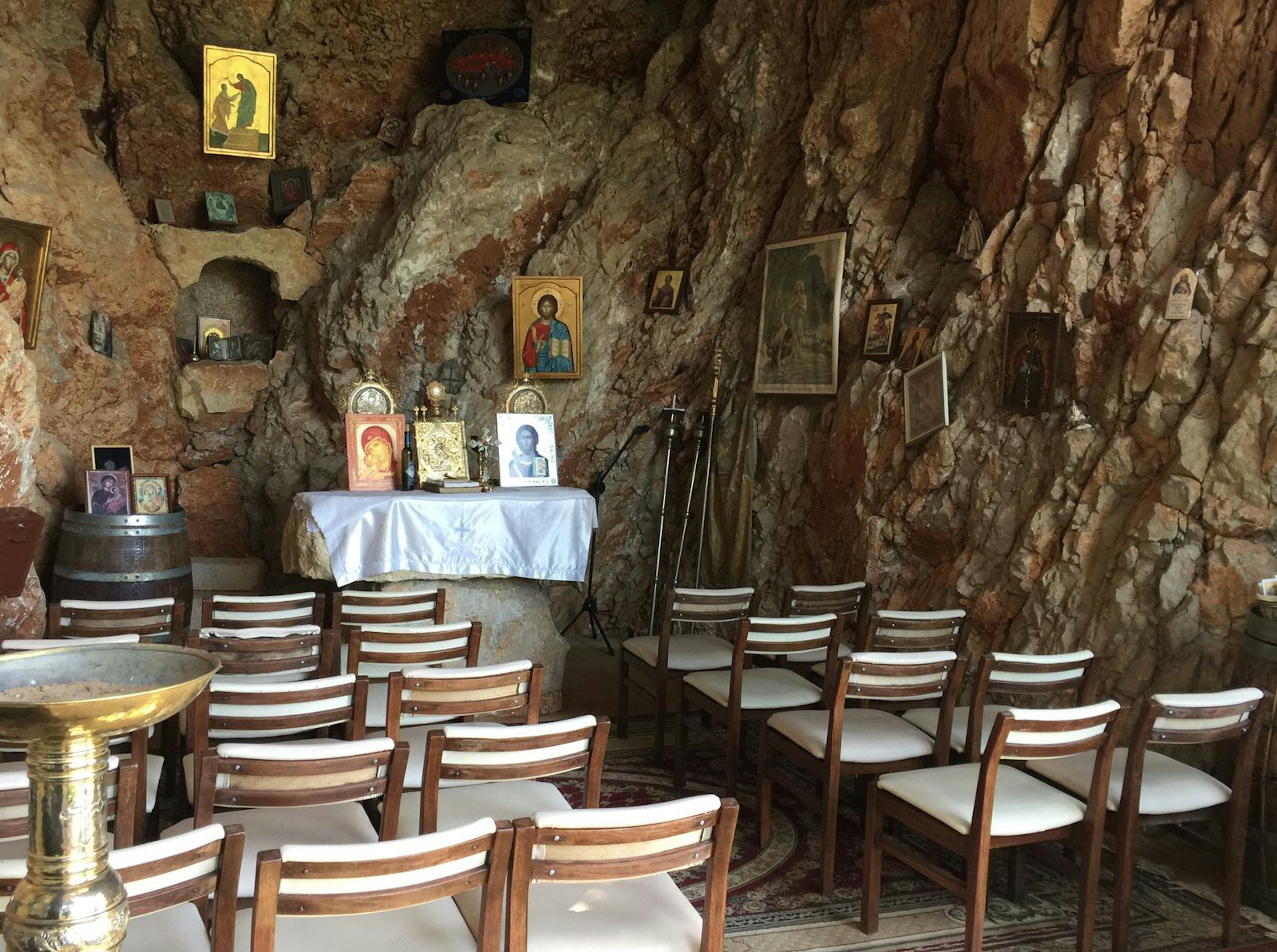 Grotto of Chateau St Thomas © Melissa Yeager / Lonely Planet