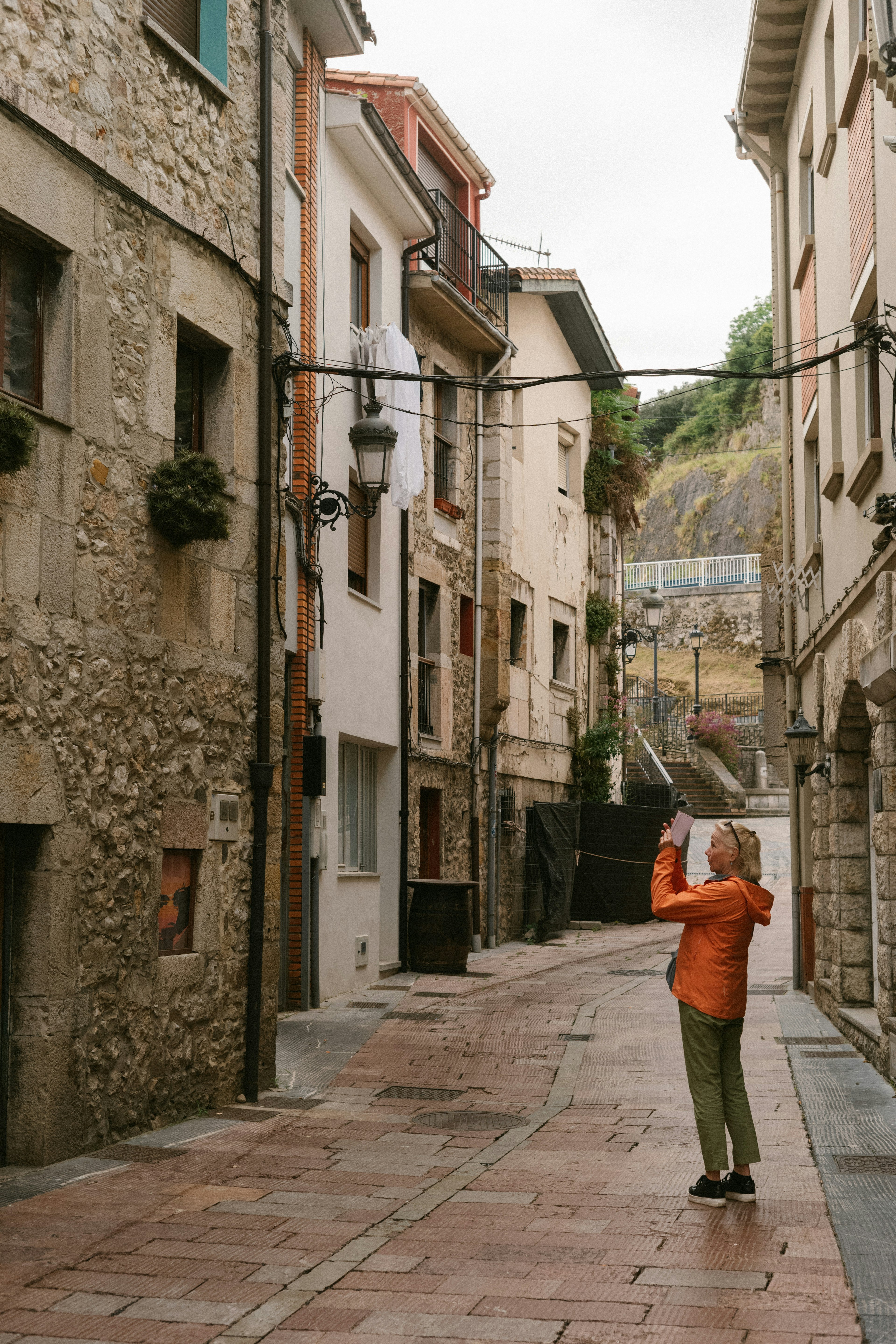 поезд в северной Испании-жеймсджекаман2406111005628.jpg