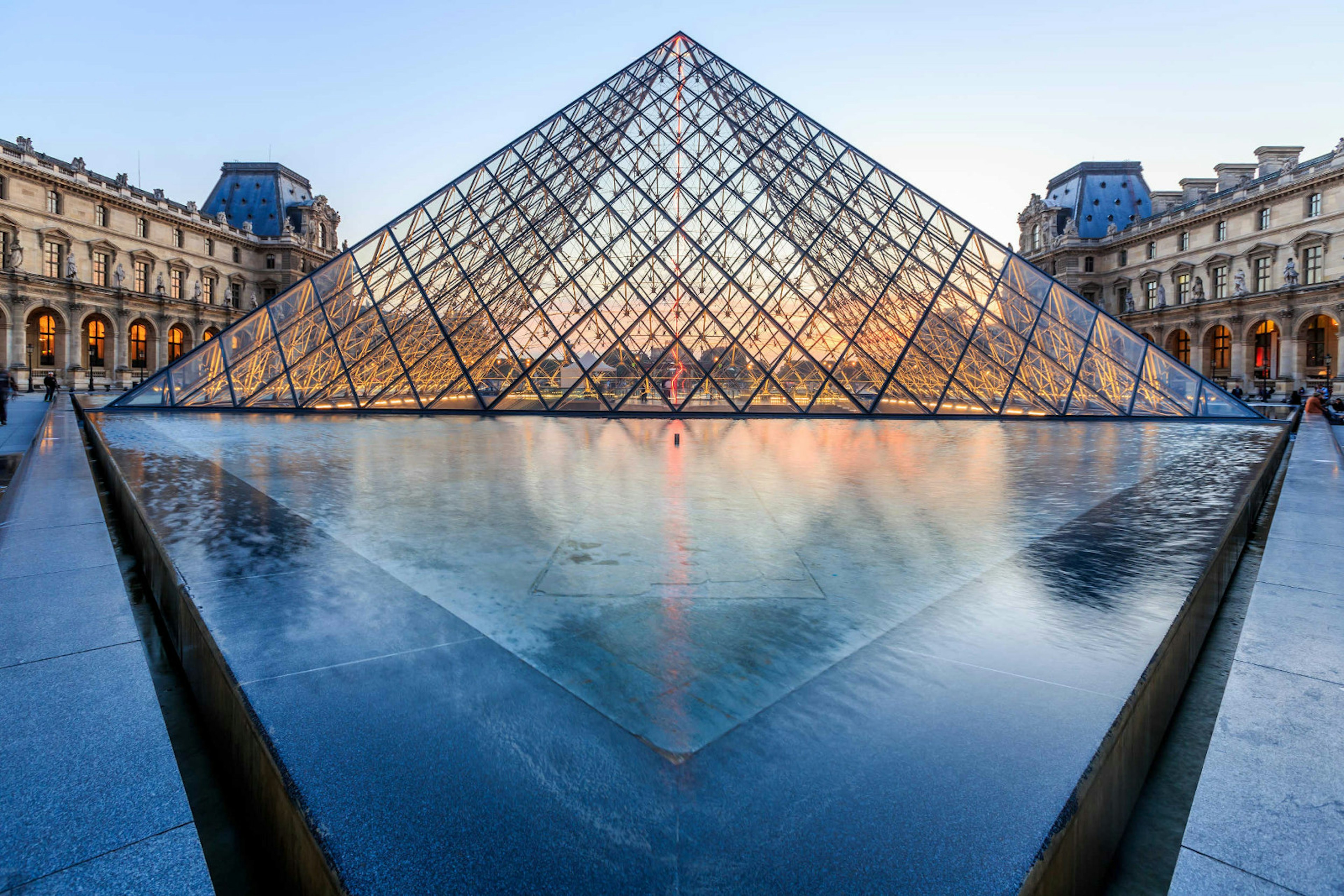 x-default
architecture, art, beautiful, building, city, dusk, entrance, europe, european, evening, exhibition, famous, france, landmark, landscape, light, louvre, museum, night, palace, paris, pyramid, reflection, tourism, tourist, travel, twilight