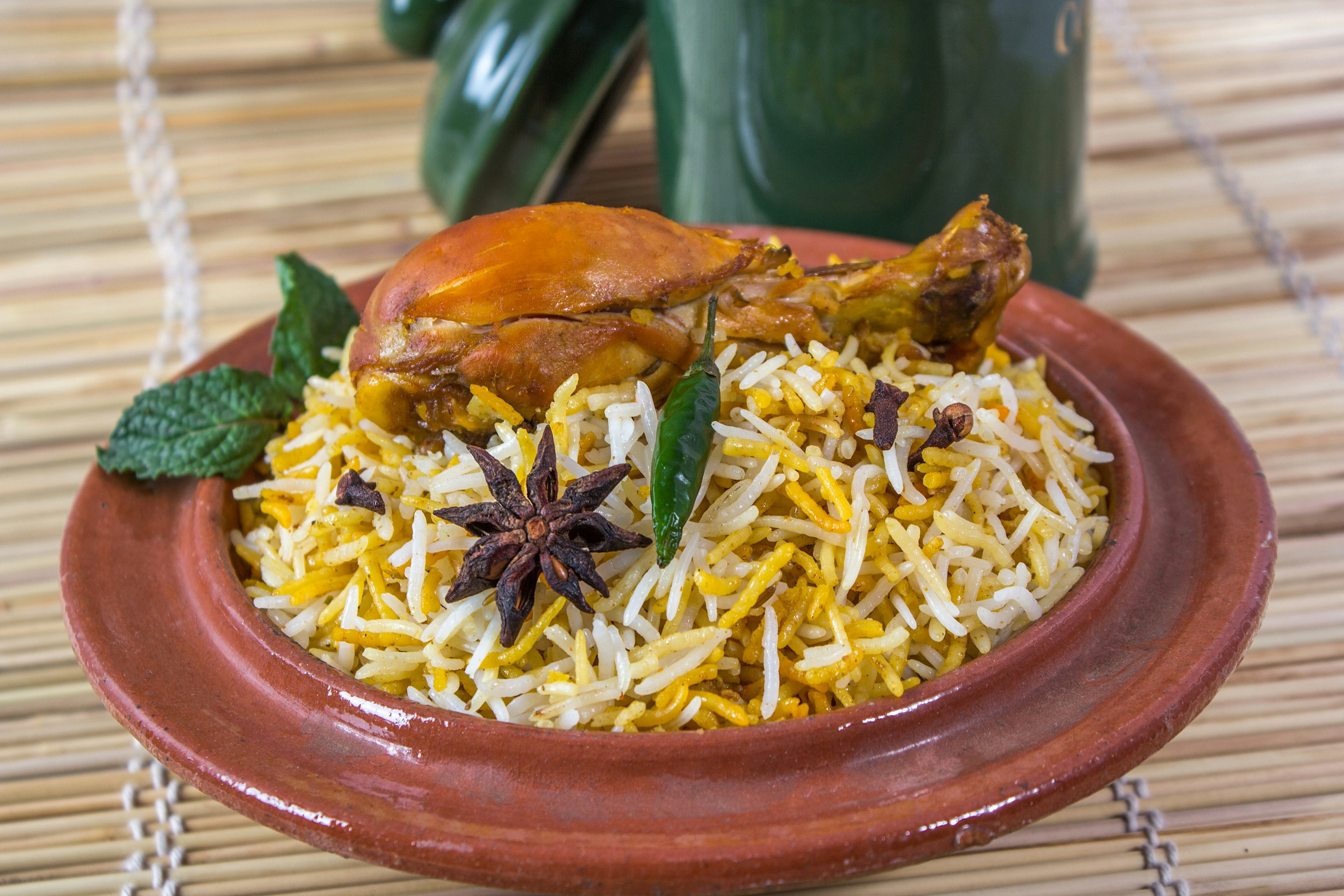 Biryani – a favourite fastfood feast for Kolkata workers on the go © Faraz Hyder Jafri / Shutterstock