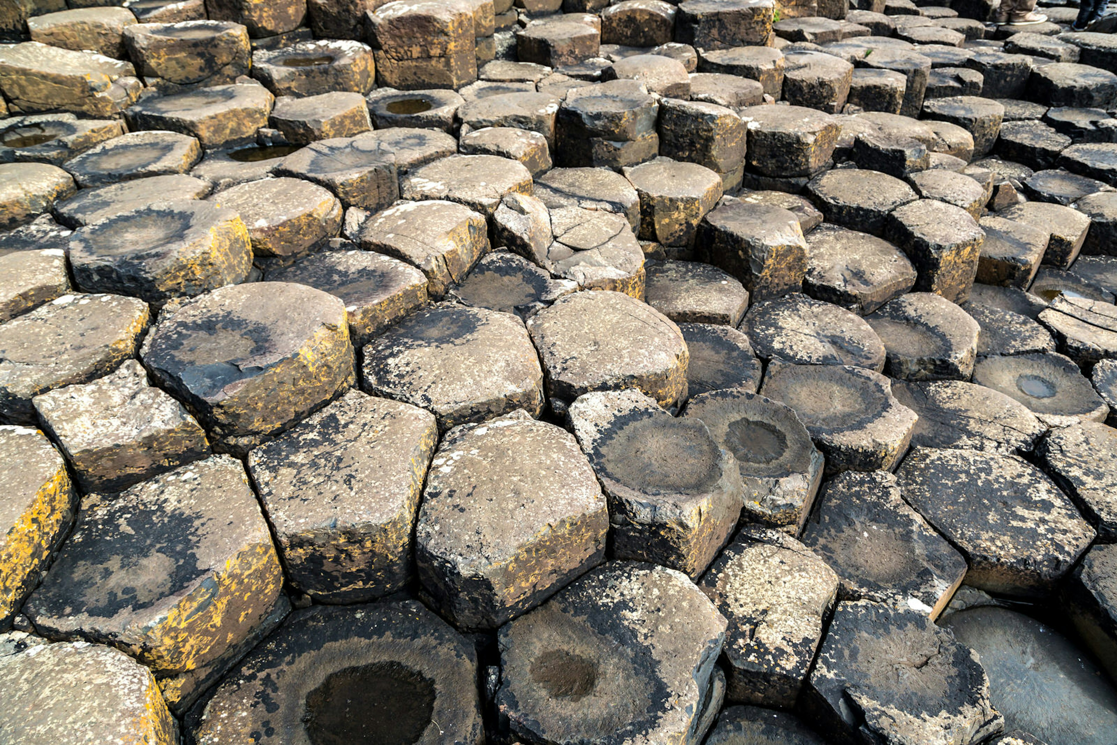 Giant's Causeway, Northern Ireland © S-F / Shutterstock