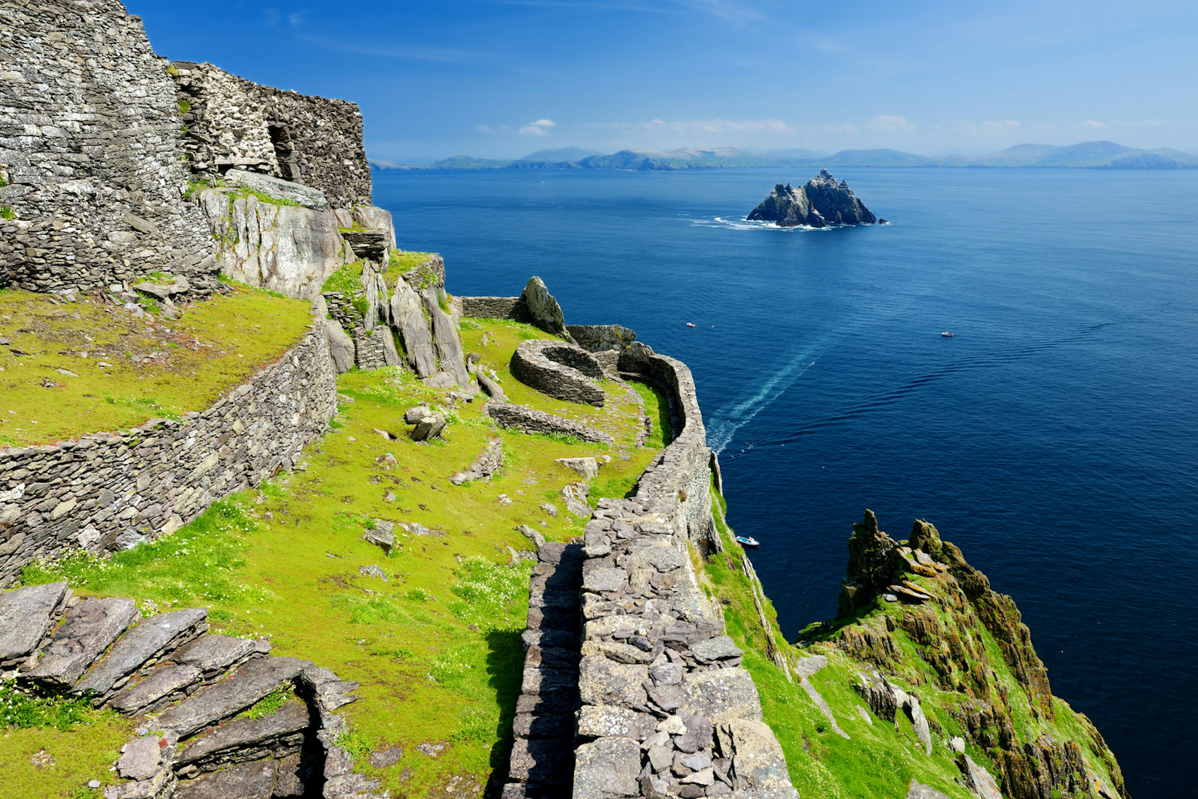 Admire the view of Little Skellig from Skellig Michael © MNStudio / Shutterstock