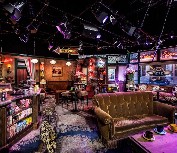 Los Angeles / USA - July 2017 , Friends TV Show. Central Perk Cafe set in Warner Bros Studio in Burbank, License Type: media, Download Time: 2024-09-05T15:16:02.000Z, User: tasminwaby56, Editorial: true, purchase_order: 65050, job: Online Editorial, client: LA studio audience guide, other: Tasmin Waby