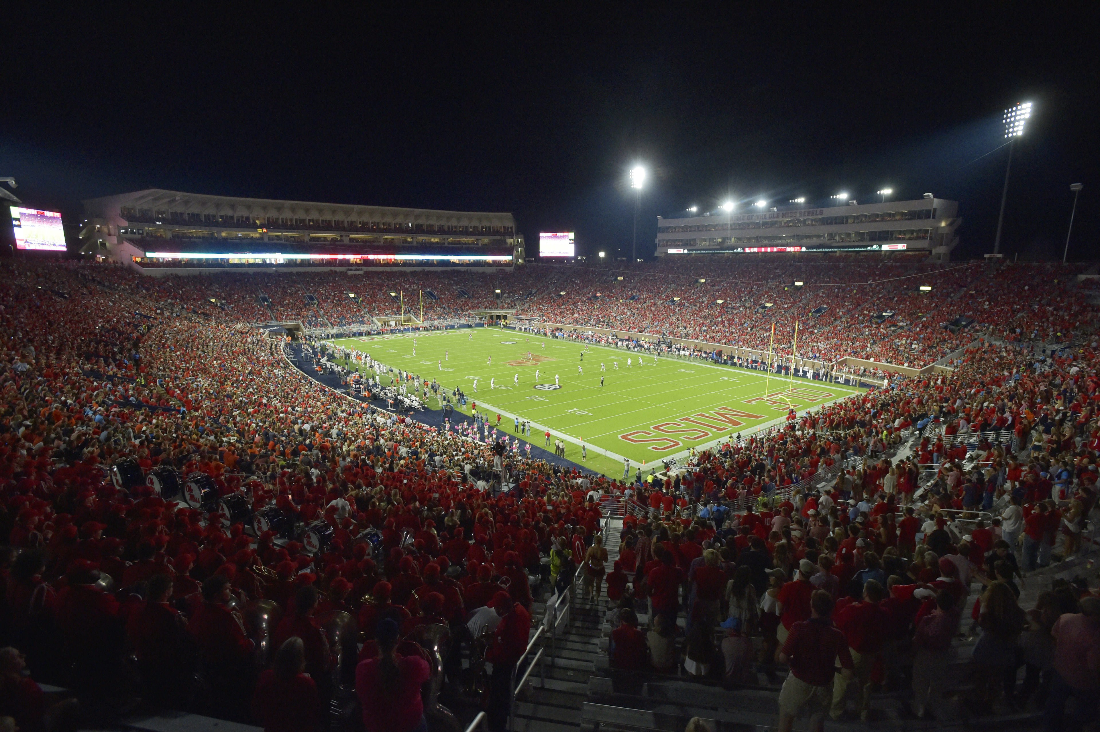 Football under the lights at Ole Miss © Austin Mcafee/CSM/REX/Shutterstock