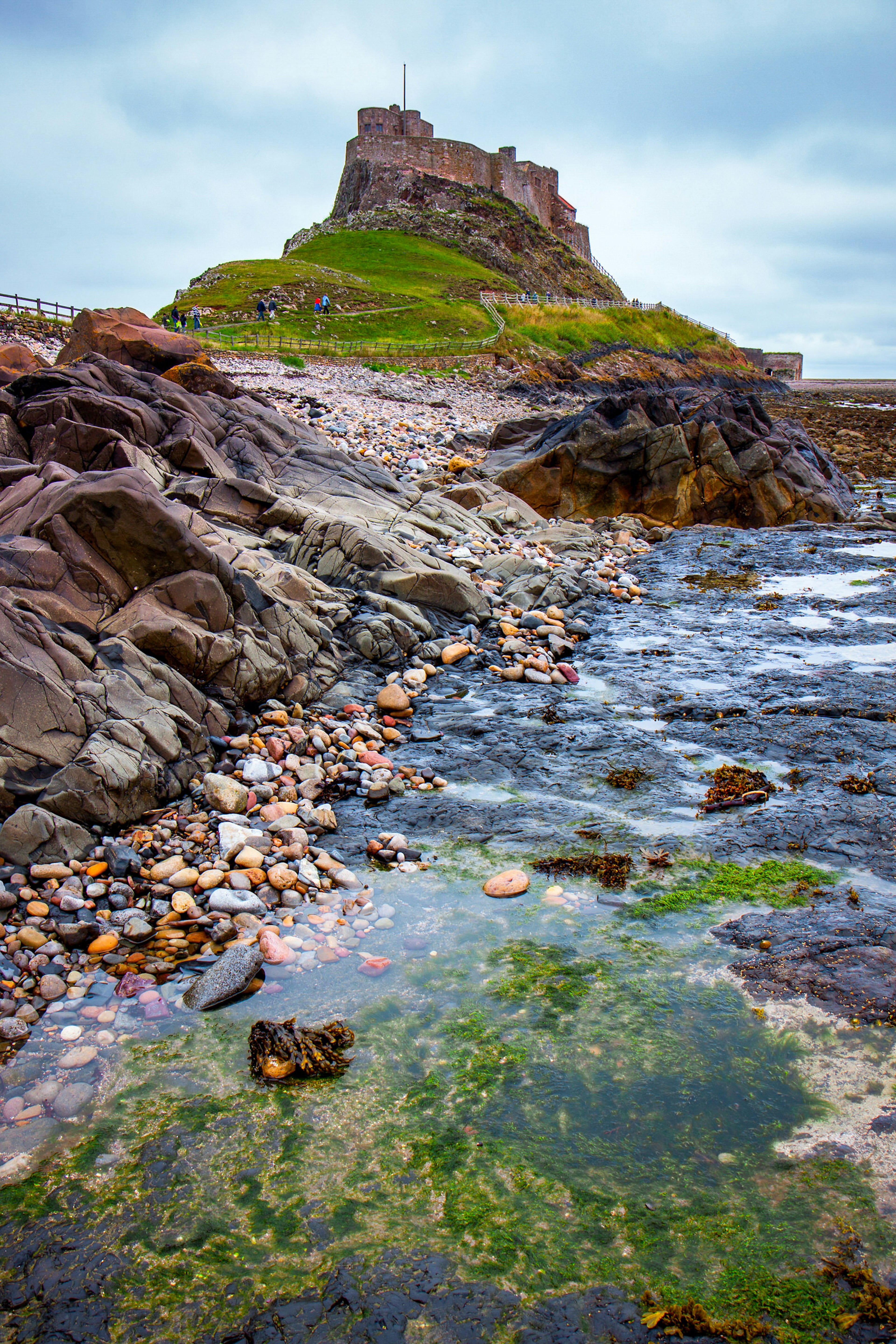 The Holy Island of Lindisfarne in Northumberland, England © Philip Bird LRPS CPAGB / Shutterstock