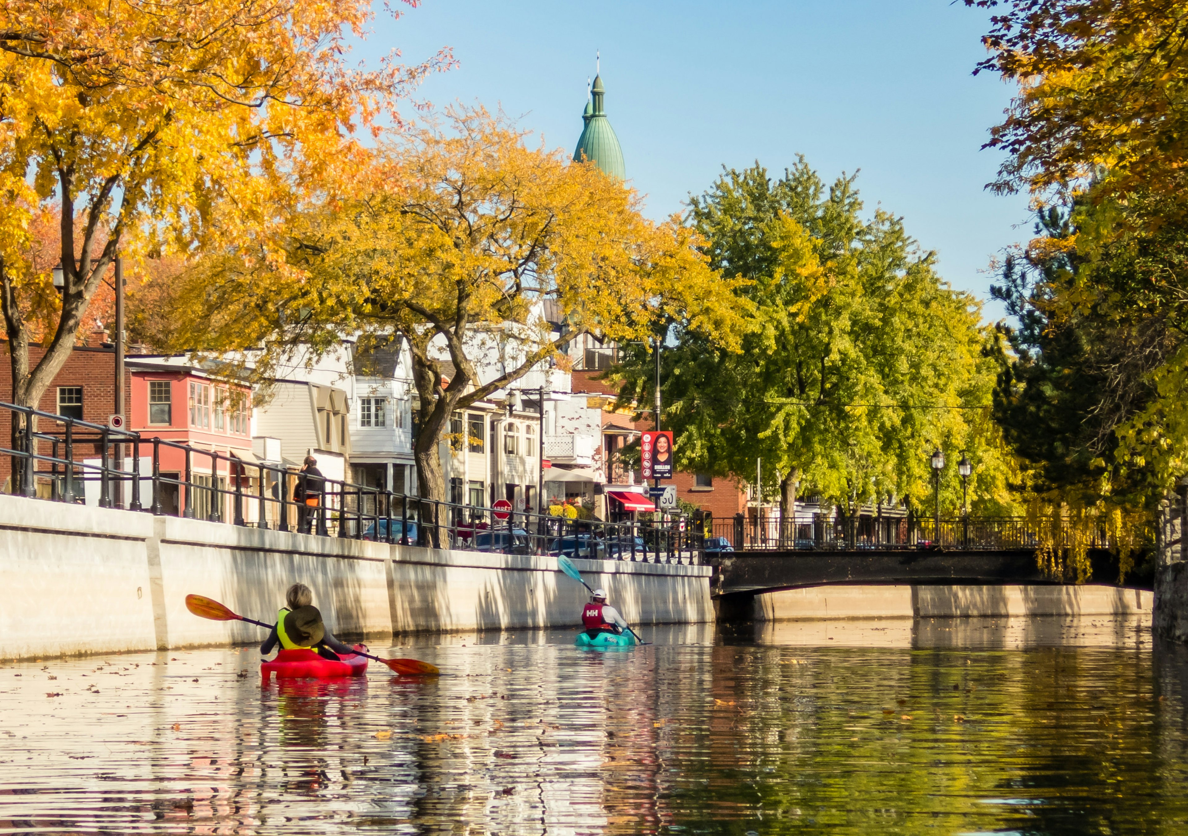 It does get really cold in Montréal, it’s true. But the weather in the fall and the spring is just lovely.