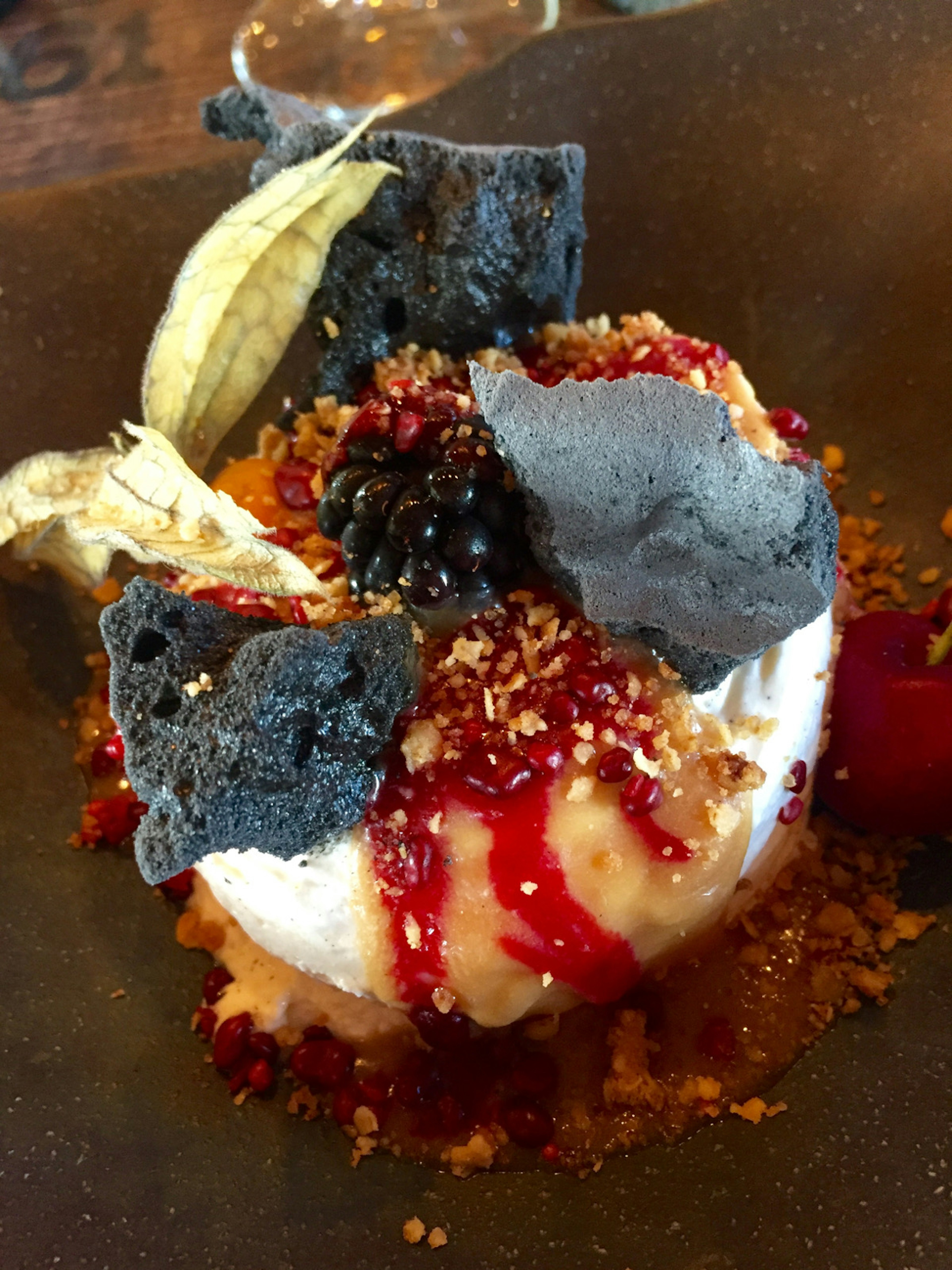 The 'skyr volcano' dessert at ʲú restaurant in Höfn © Carolyn Bain / ϰϲʿ¼