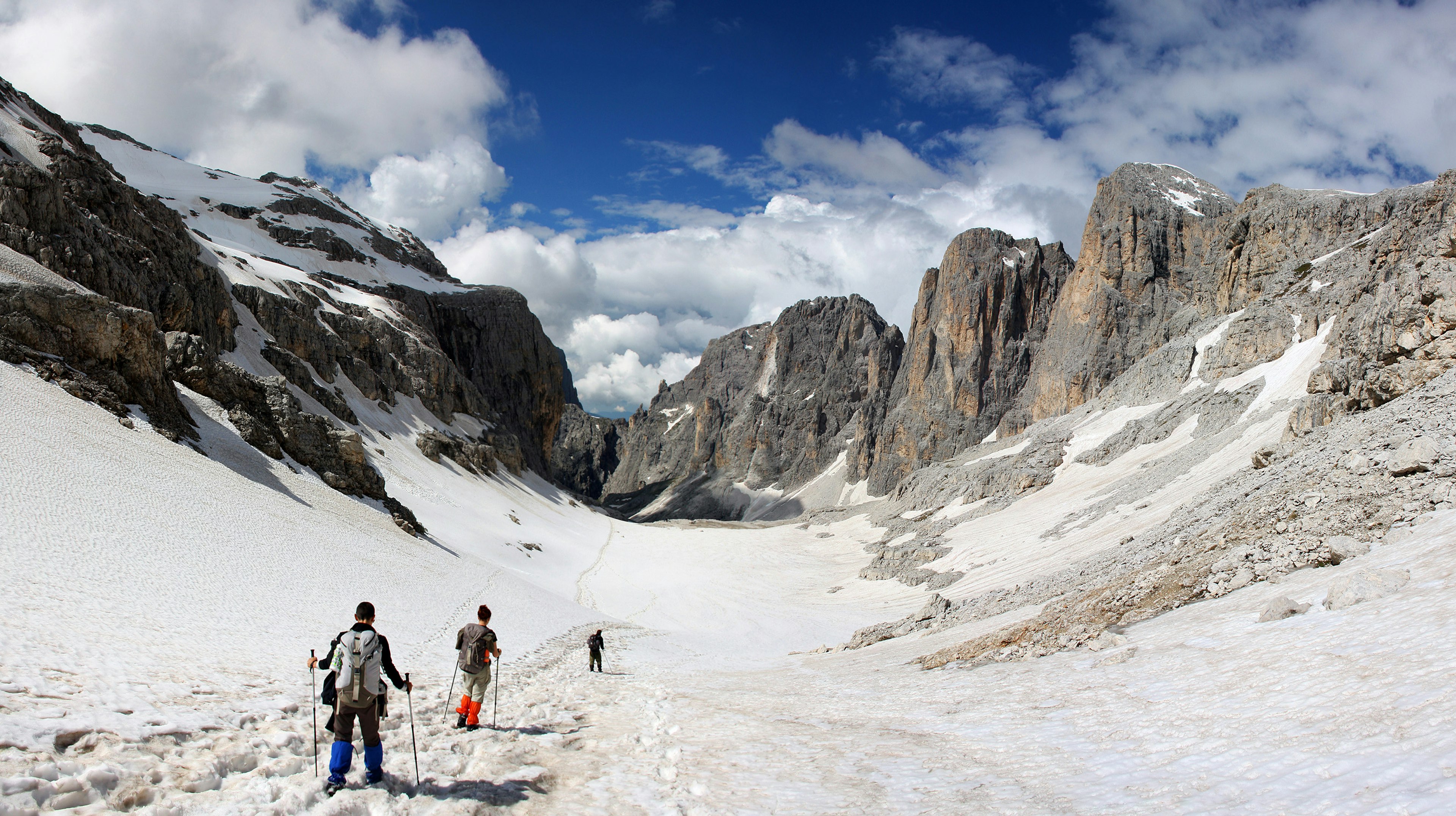 464935347
Dolomite Trekking near San Martino di Castrozza. Walking down to the Pradidali Hut.