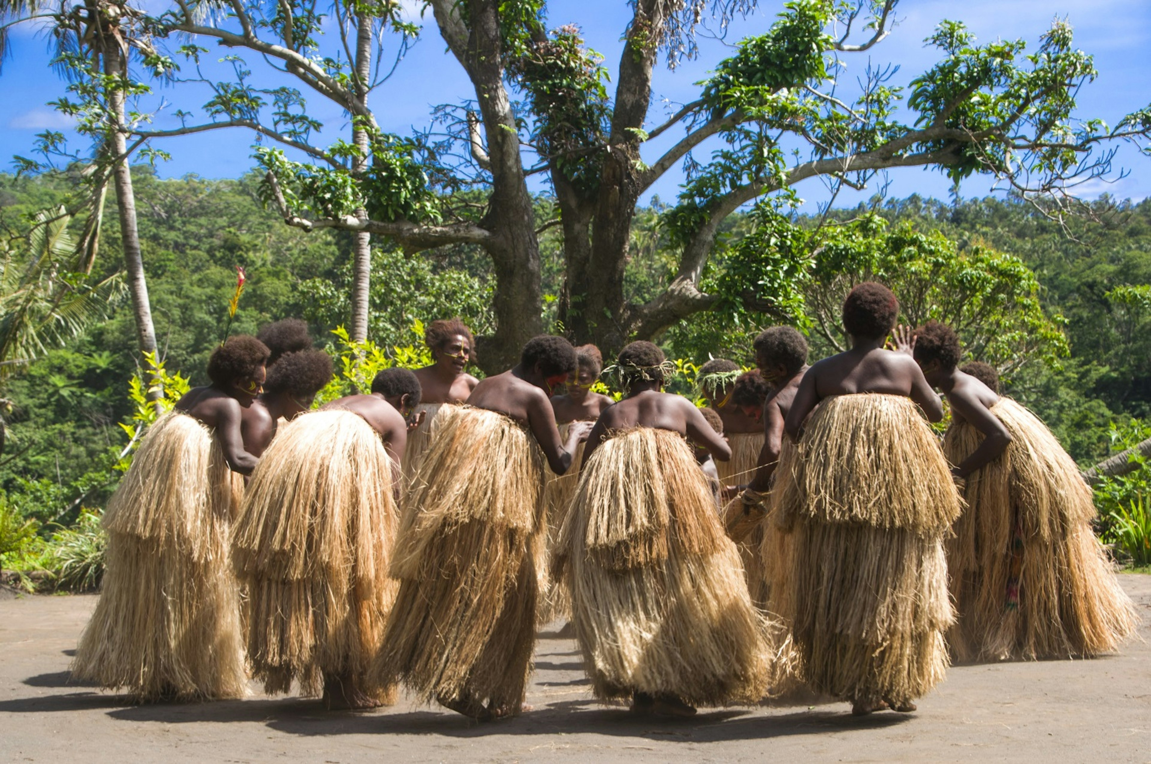 Dancers on Tanna island ©Paul Harding / Lonely Planet