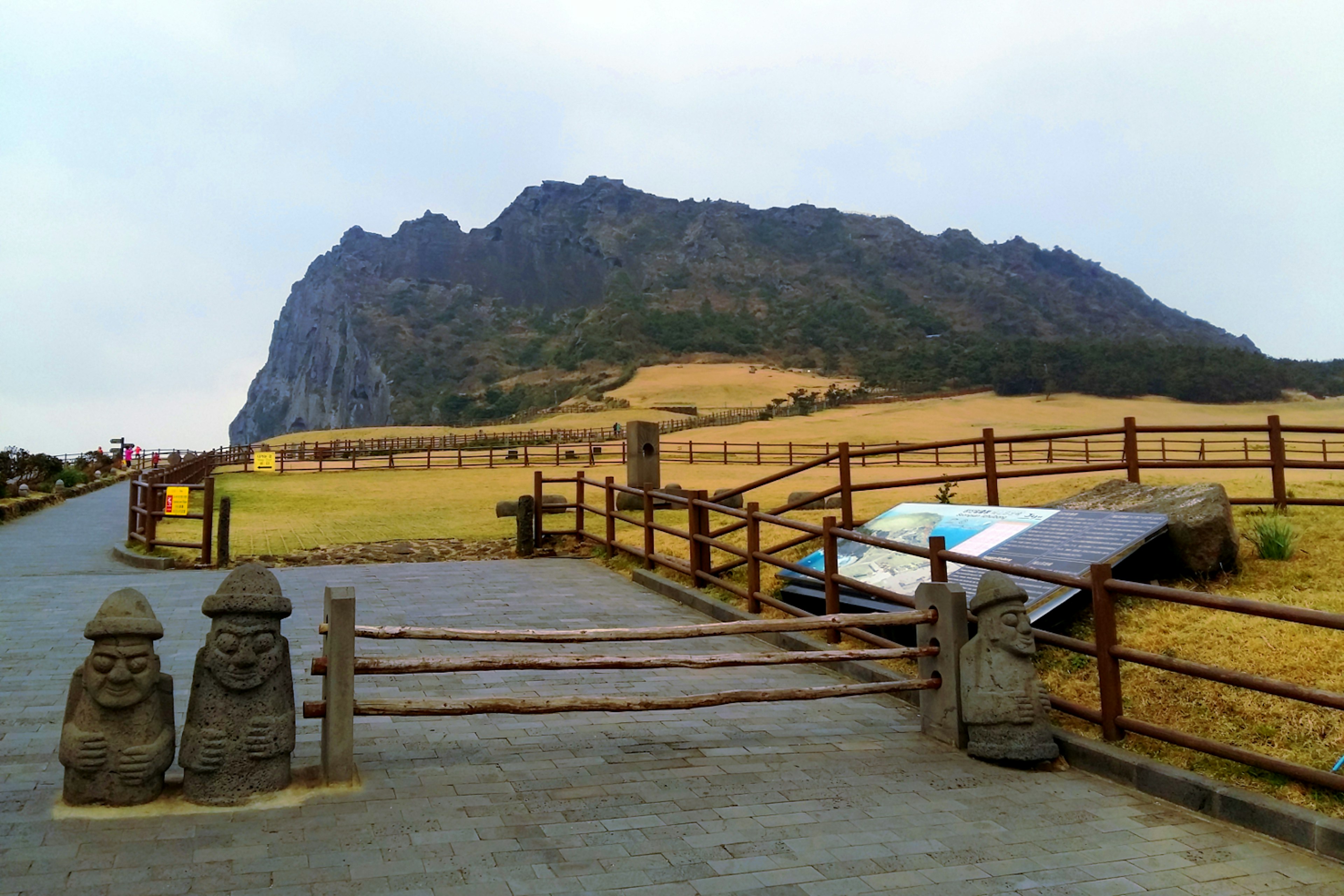 Seongsan Ilchul-bong makes for a great volcano climb. Image by Rob Whyte / Lonely Planet