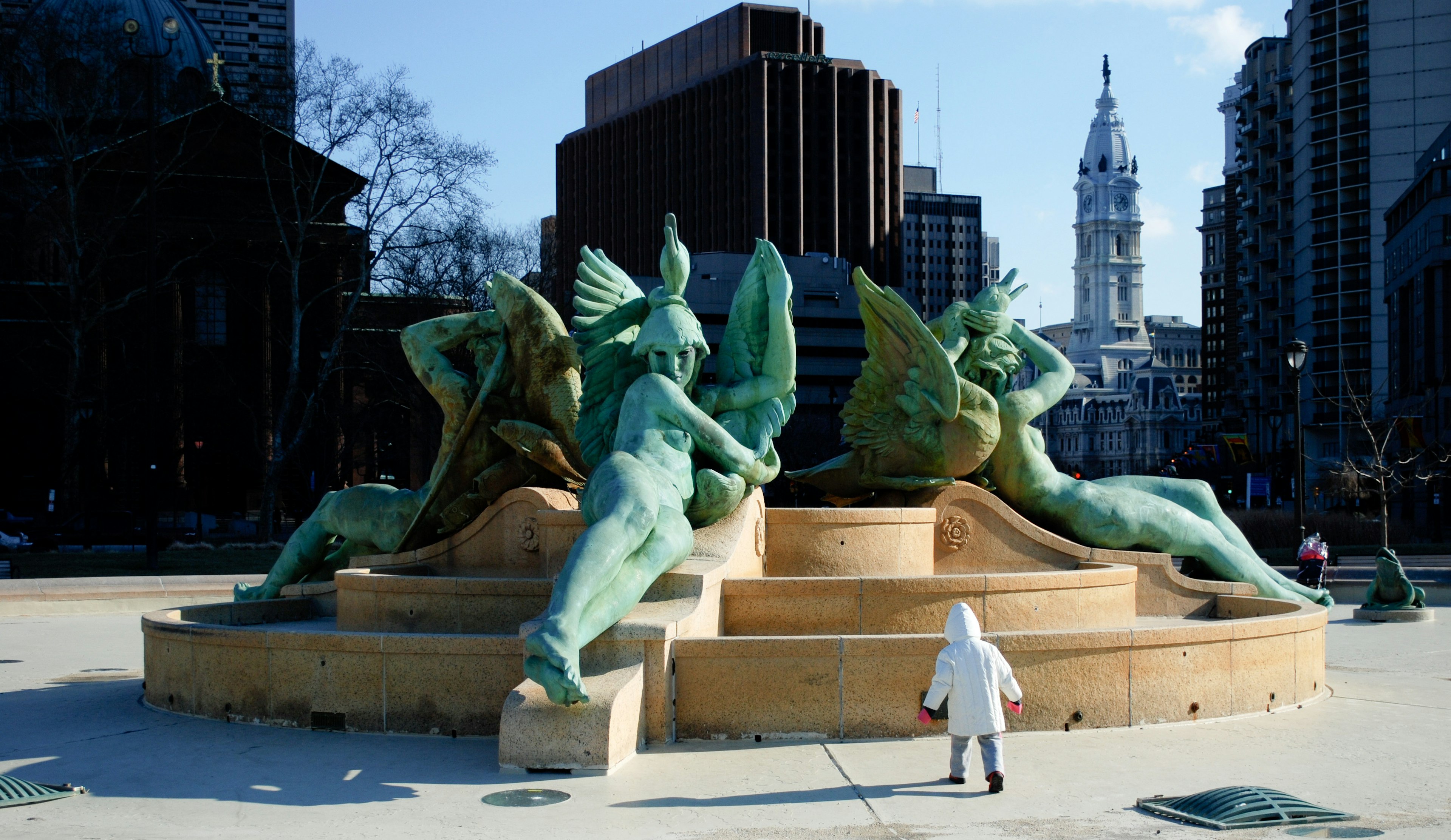 Swann Memorial Fountain by Alexander Stirling Calder - in the background, the William Penn statue by his father, Alexander Calder. Image by hey tiffany! / CC BY 2.0