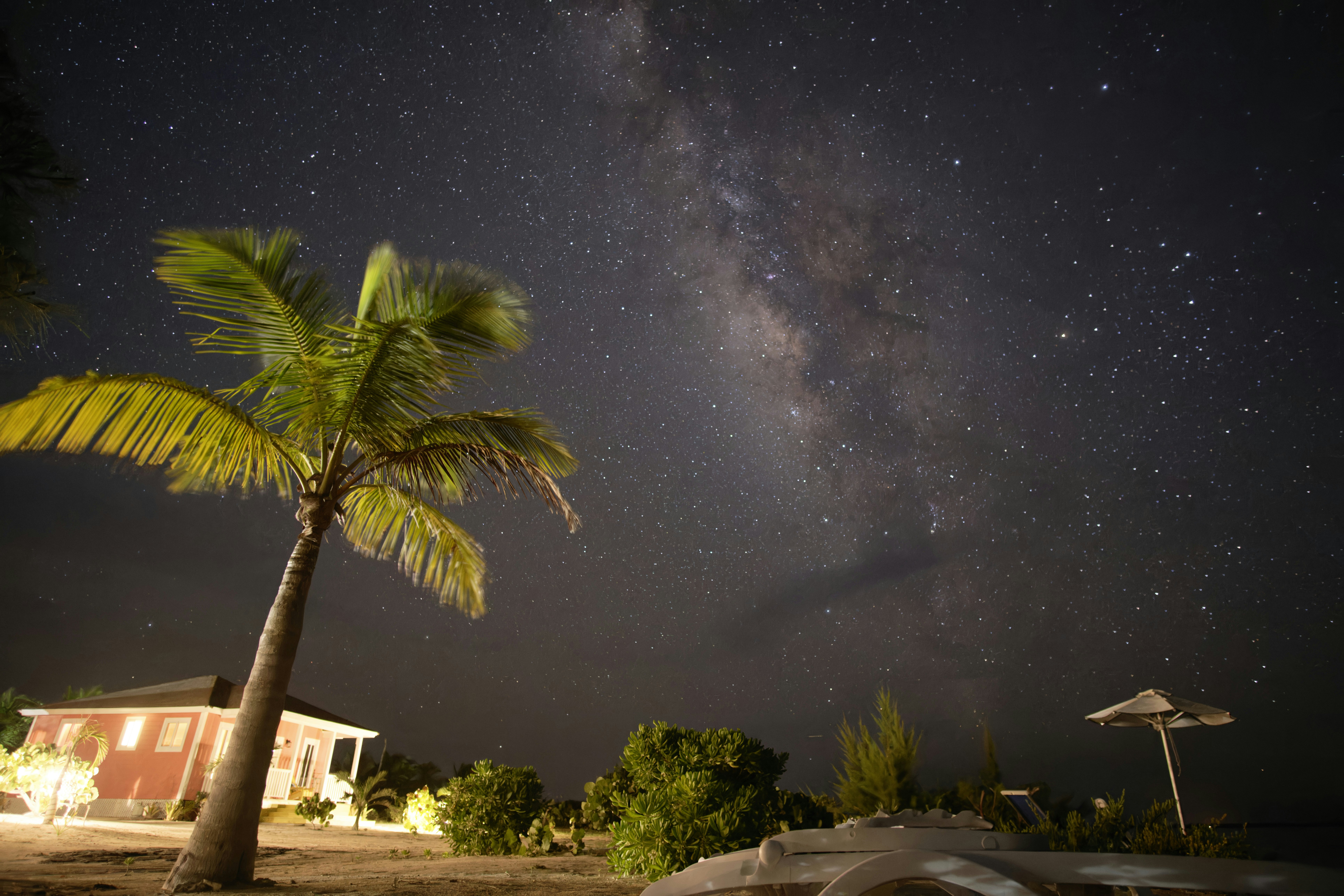 The Milky Way rises over Cat Island. Alexander Howard/Lonely Planet