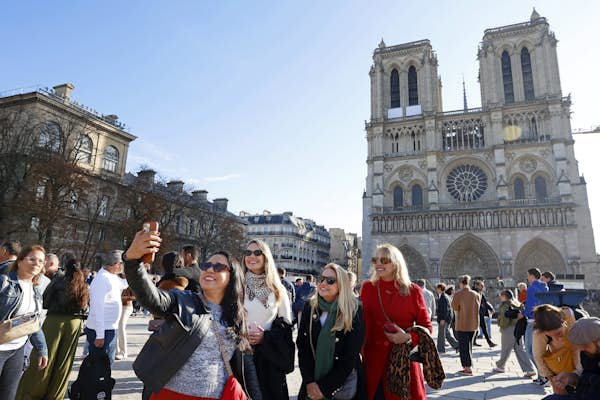 Notre Dame reveals December opening date amid debate over entry fee