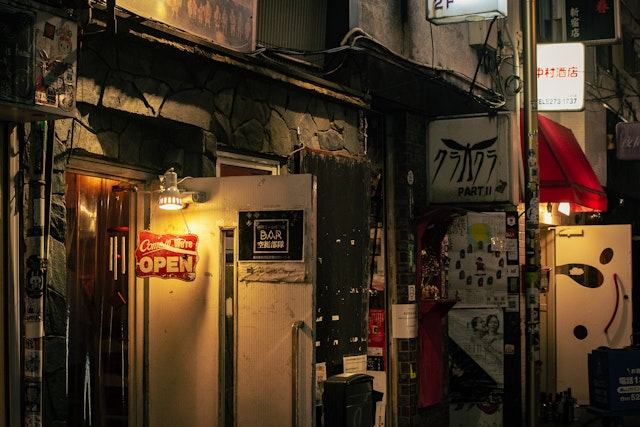 Golden Gai alley in Shinjuku, Tokyo, Japan