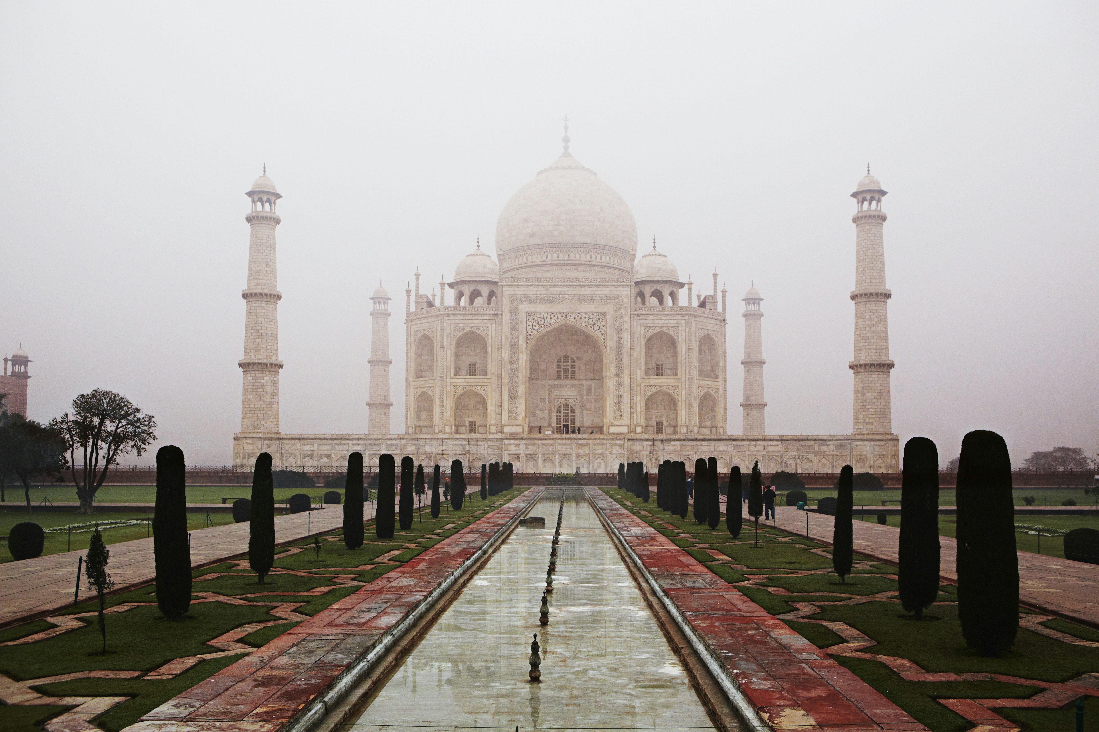 Early morning fog at Taj Mahal.