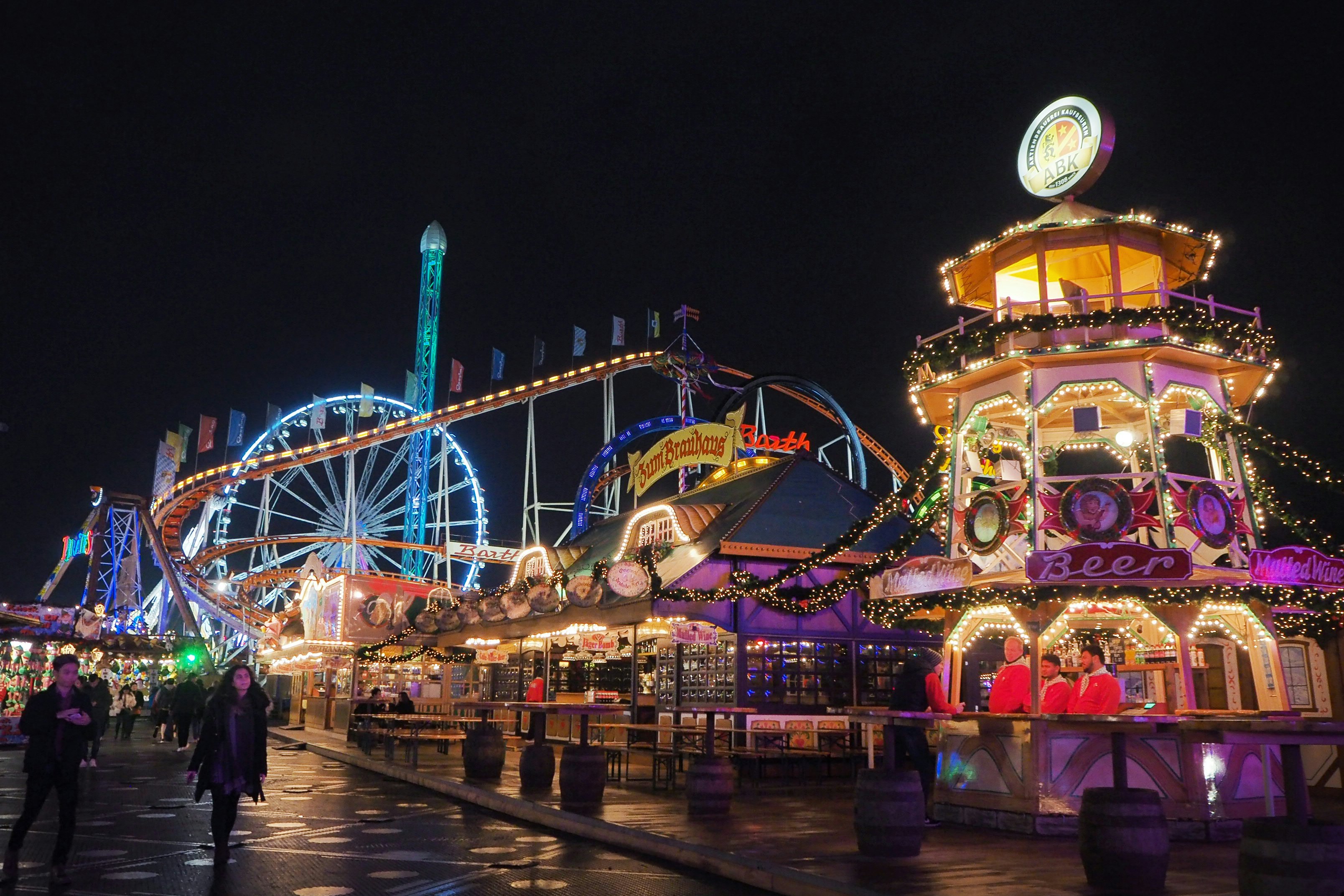 The atmosphere of Winter Wonderland at night, London in England