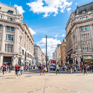 With its packed pavements, busy shops and plentiful public transport options, Oxford Circus offers some great opportunities to put our tips to the test. Shutterstock