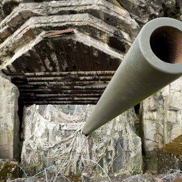 The Longues-sur-Mer Battery is a 150mm German artillery gun