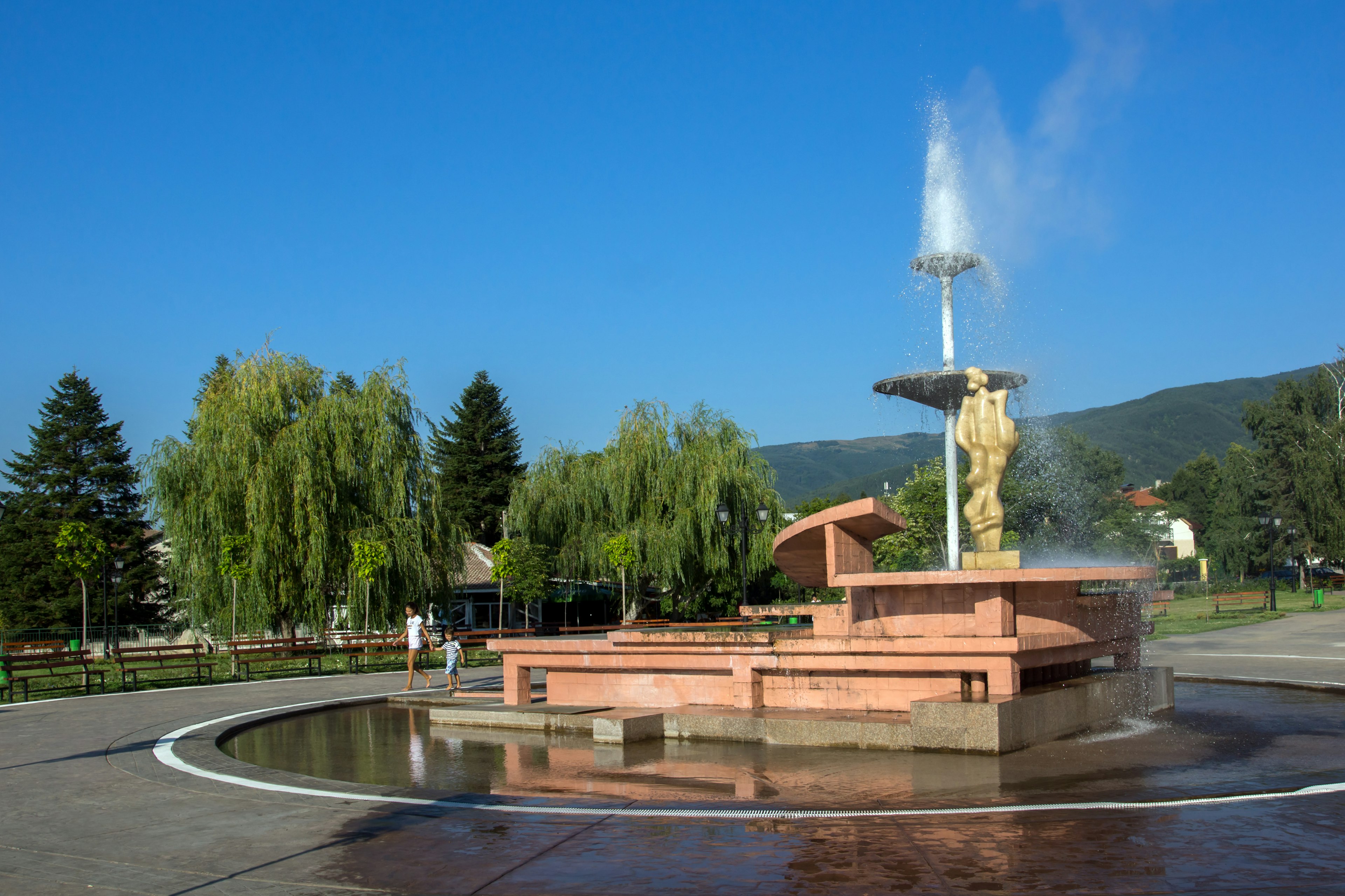 A geyser spurting out hot water in Sapareva Banya.