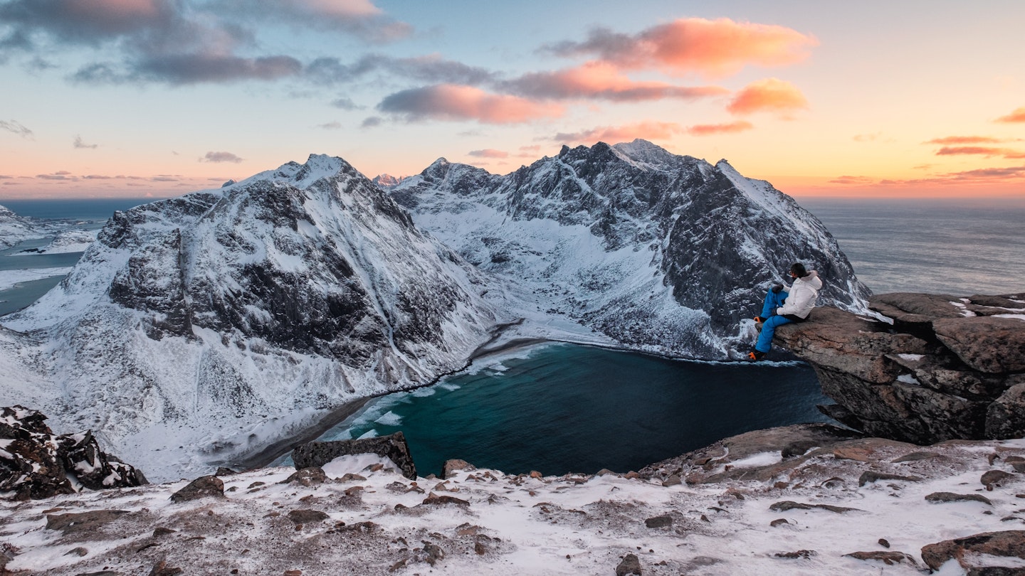 1224235280
Traveler sitting on Ryten mountain with Kvalvika beach on sunset at Lofoten islands, Norway
Traveler sitting on Ryten mountain with Kvalvika beach on sunset at Lofoten islands - stock photo
Traveler sitting on Ryten mountain with Kvalvika beach on sunset at Lofoten islands, Norway