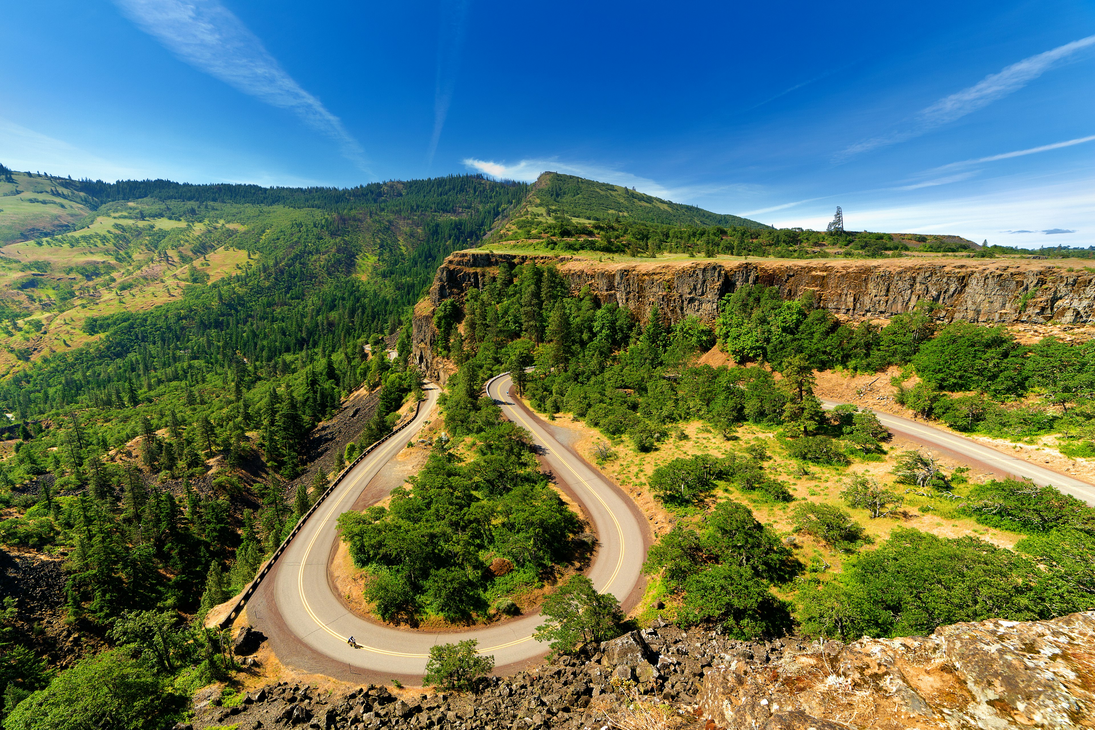 Old Columbia Highway road bend, Rowena Crest