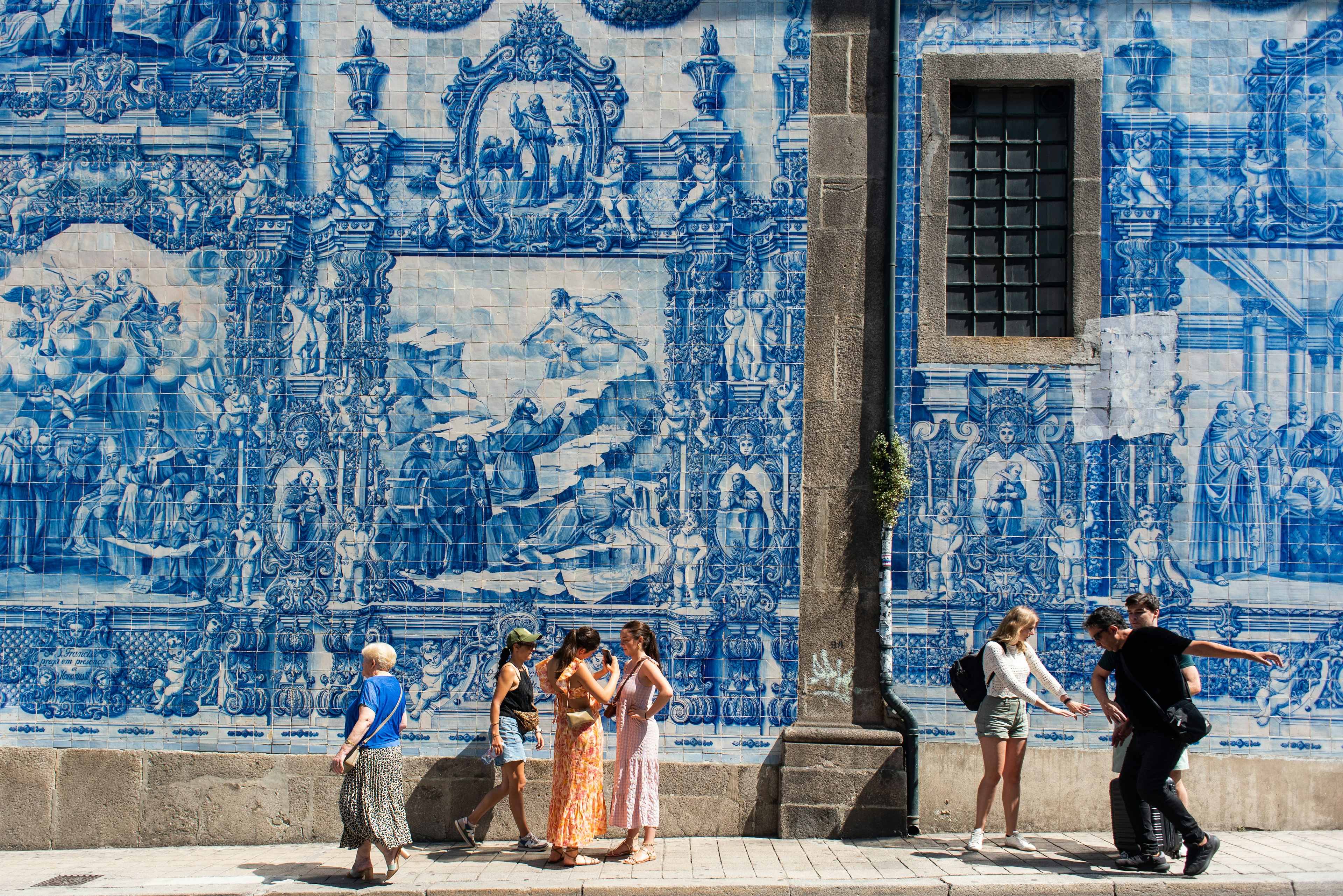 August 2024: Street scenes, daily life Porto