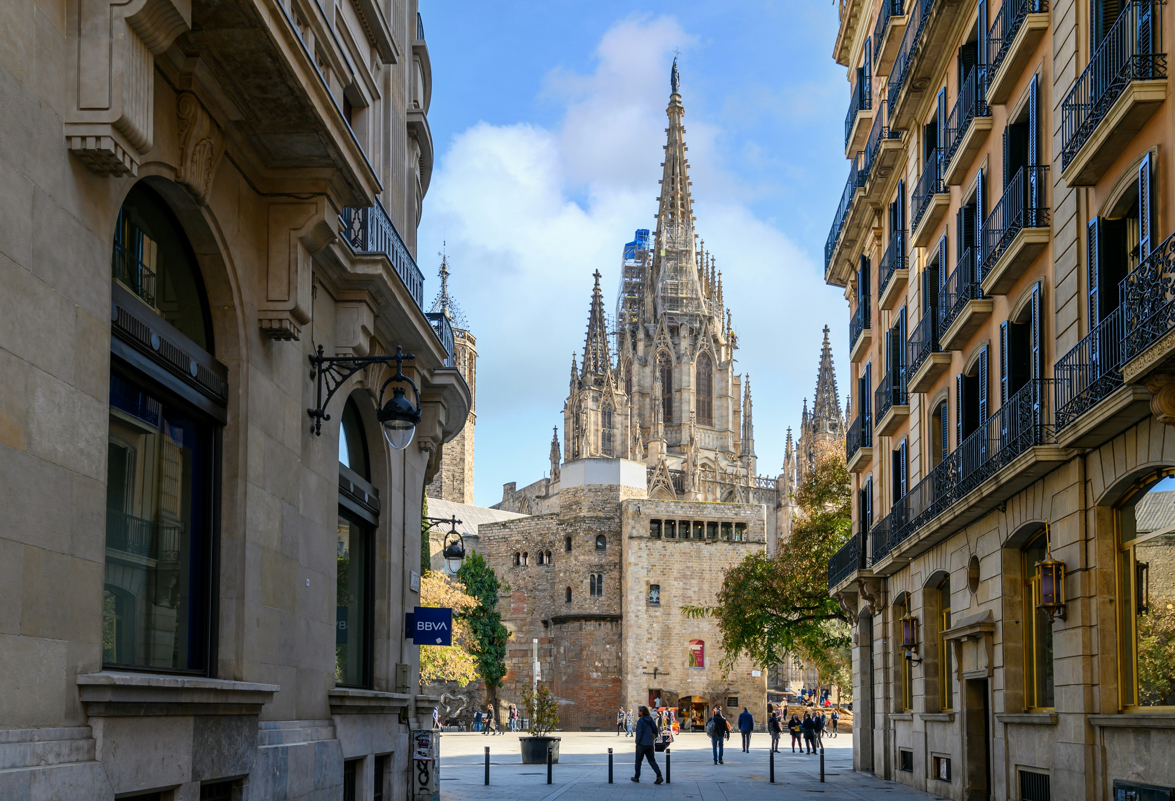 View of Catedral de la Santa Cruz y Santa Eulalia in Barri Gotic in Barcelona.