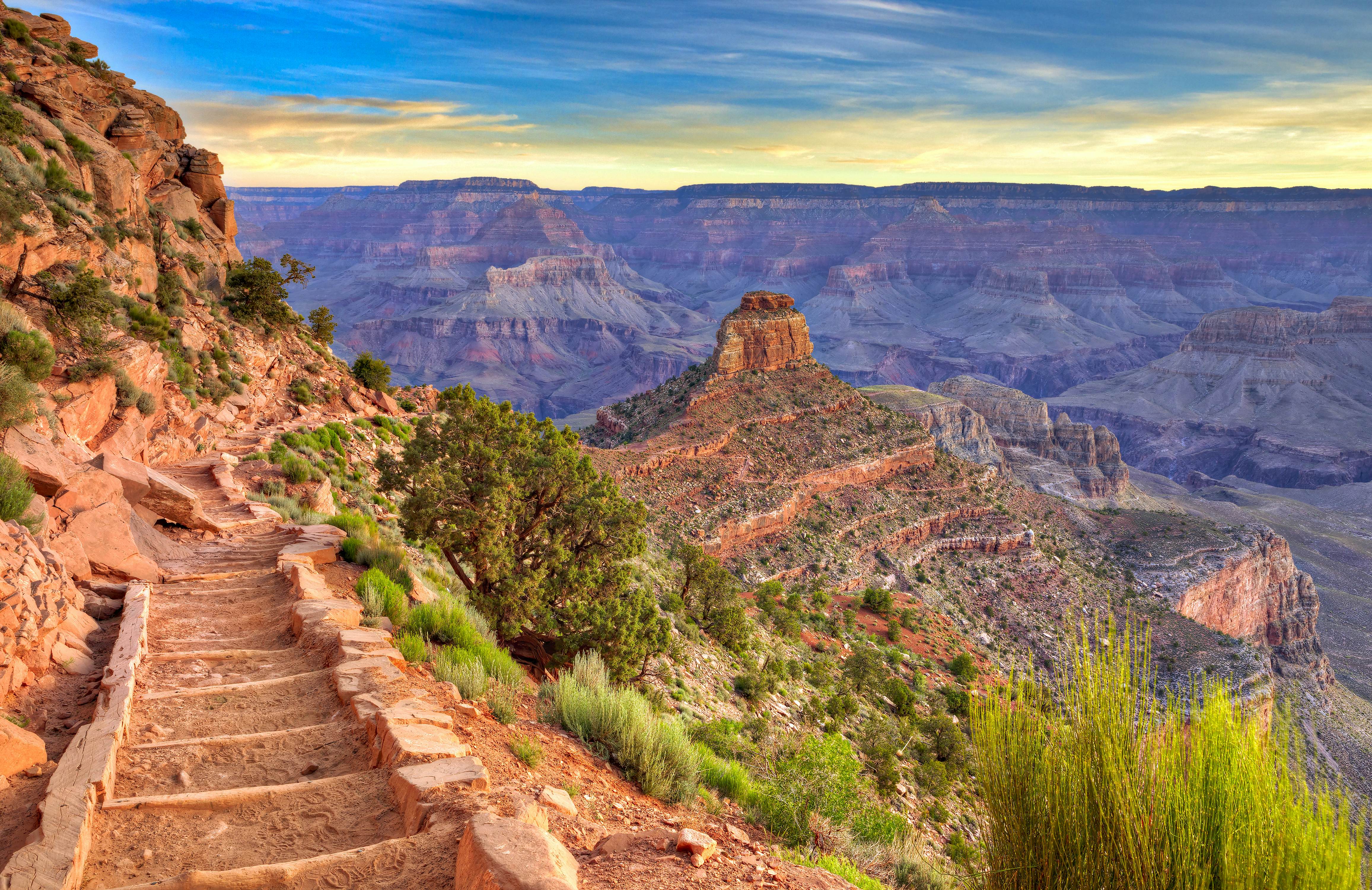 South Kaibab Trail at sunrise in the Grand Canyon, Arizona.