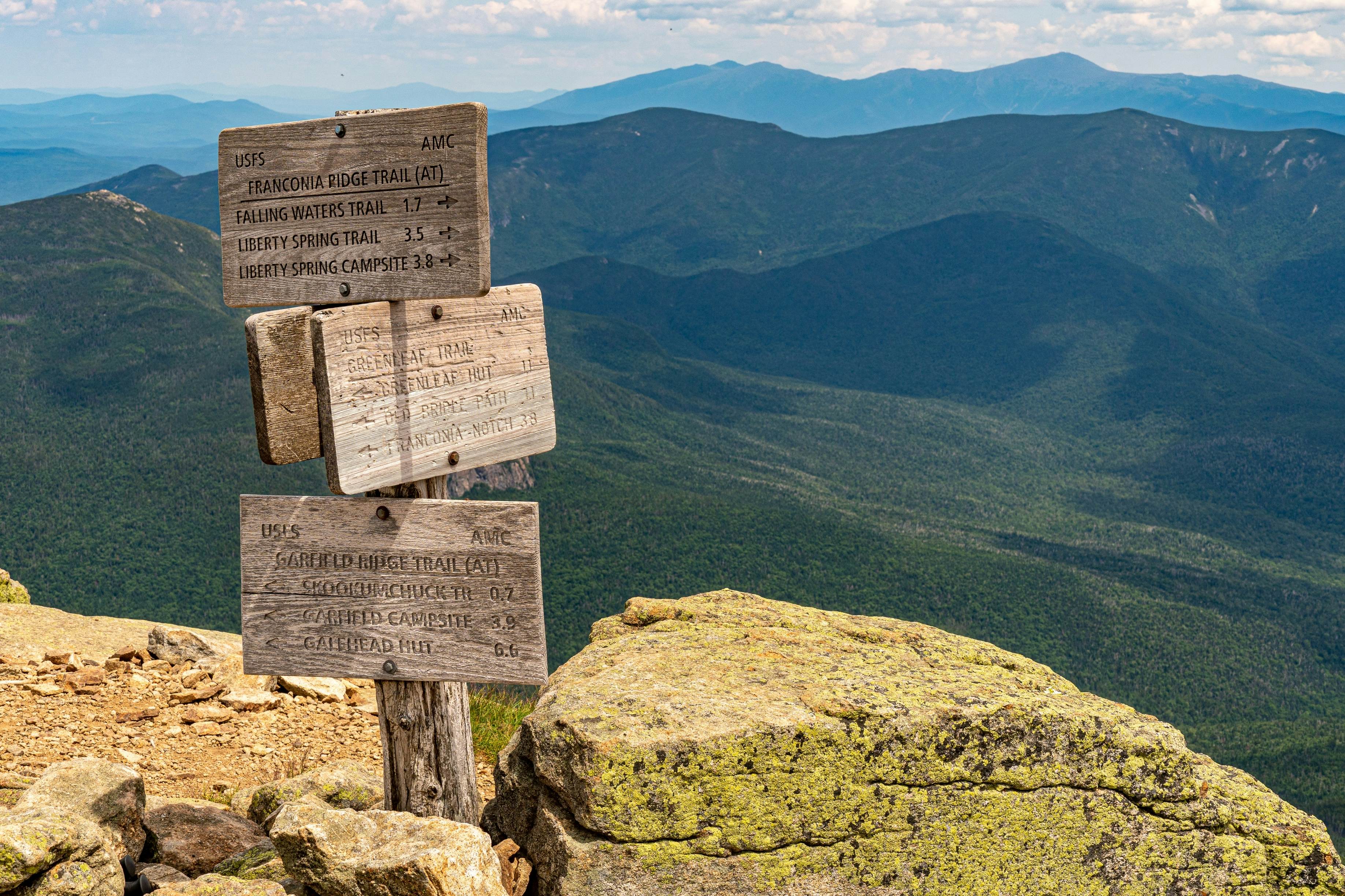 Franconia Ridge Trail (AT) mile marker along the appalachian trail in the White Mountains