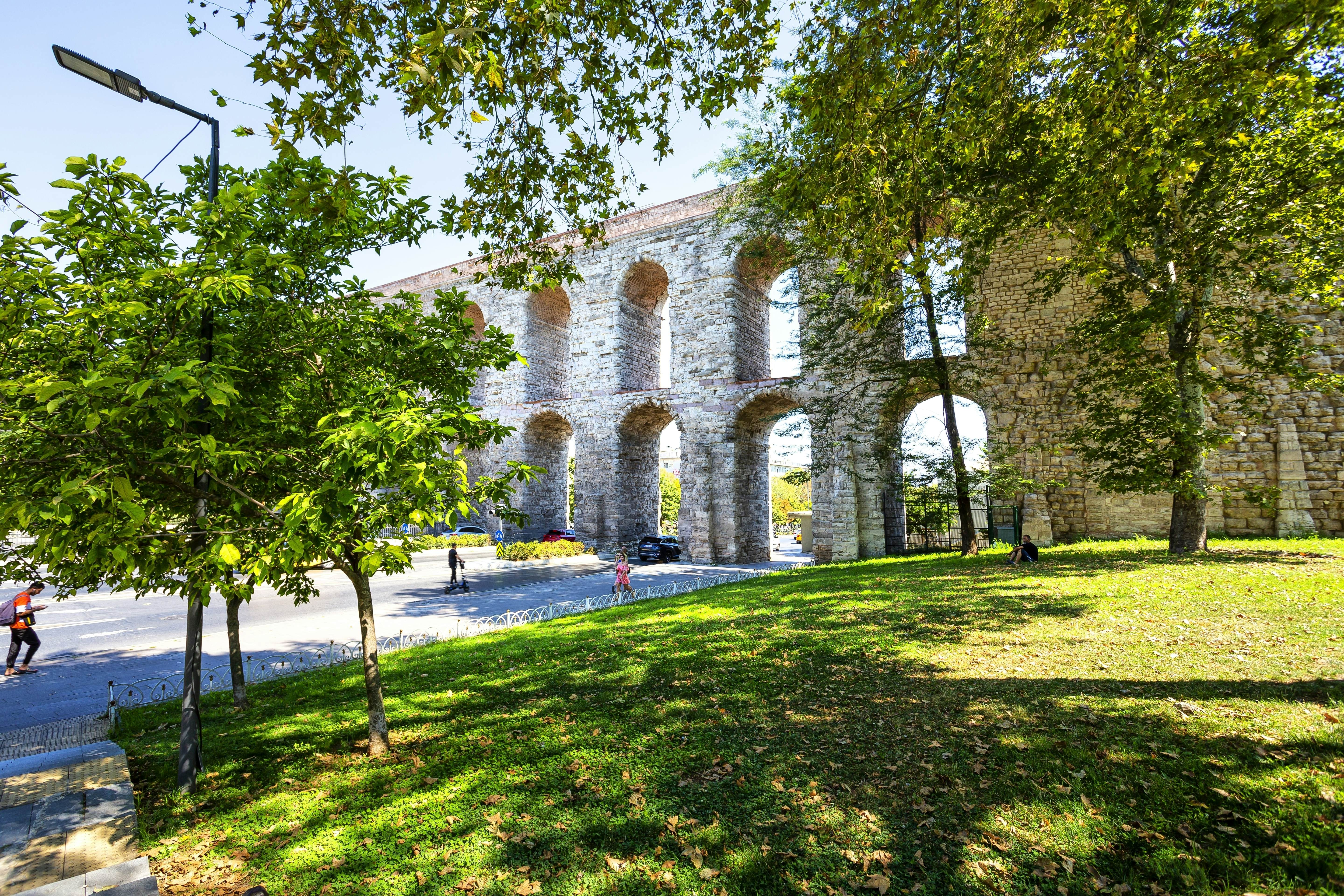 Beautiful view of the famous Valens Aqueduct in Istanbul, Turkiye