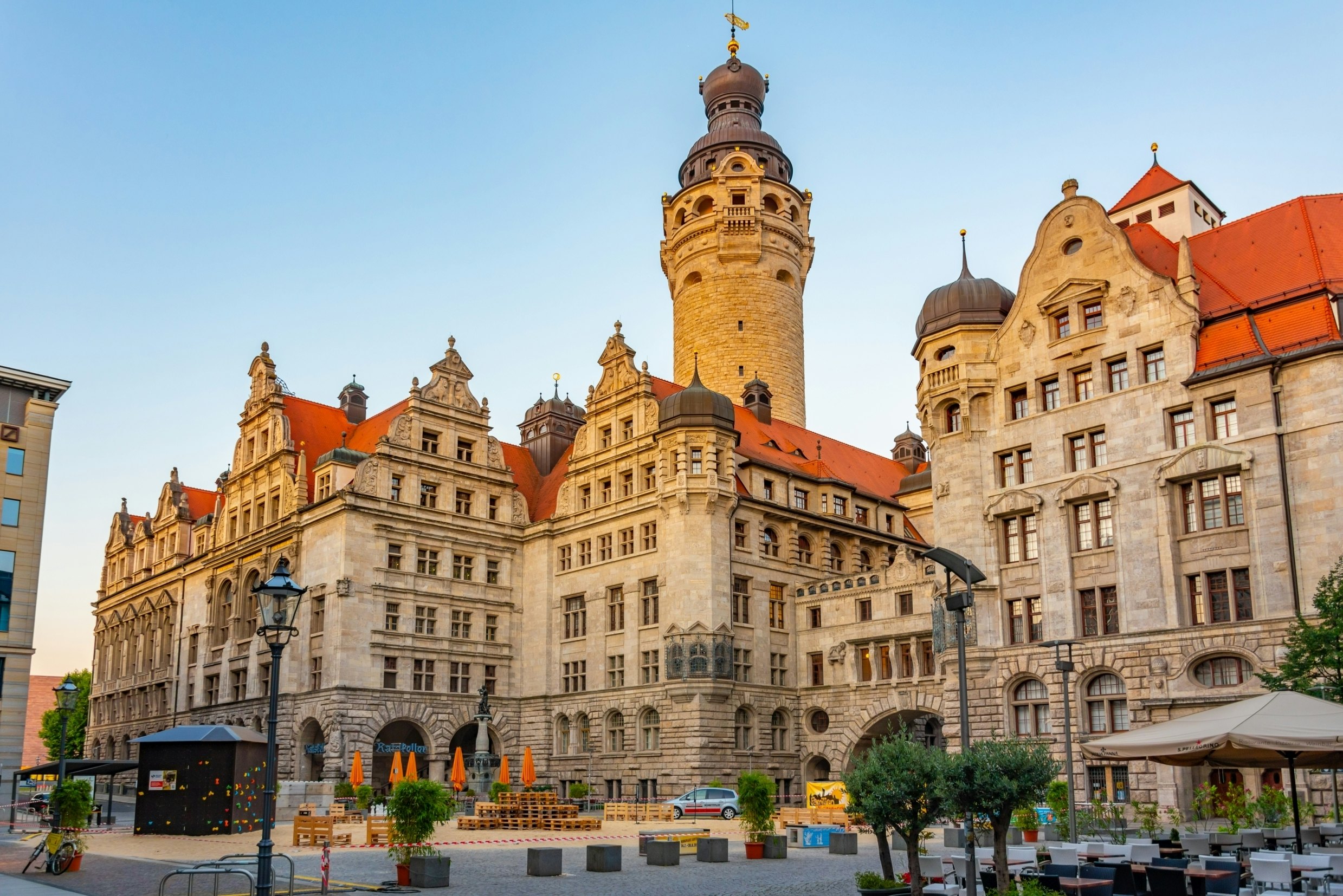 Sunrise view of New Town Hall in Leipzig