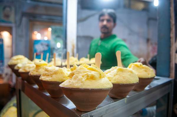 What to eat and drink in Varanasi, India What to eat and drink in Varanasi, India
