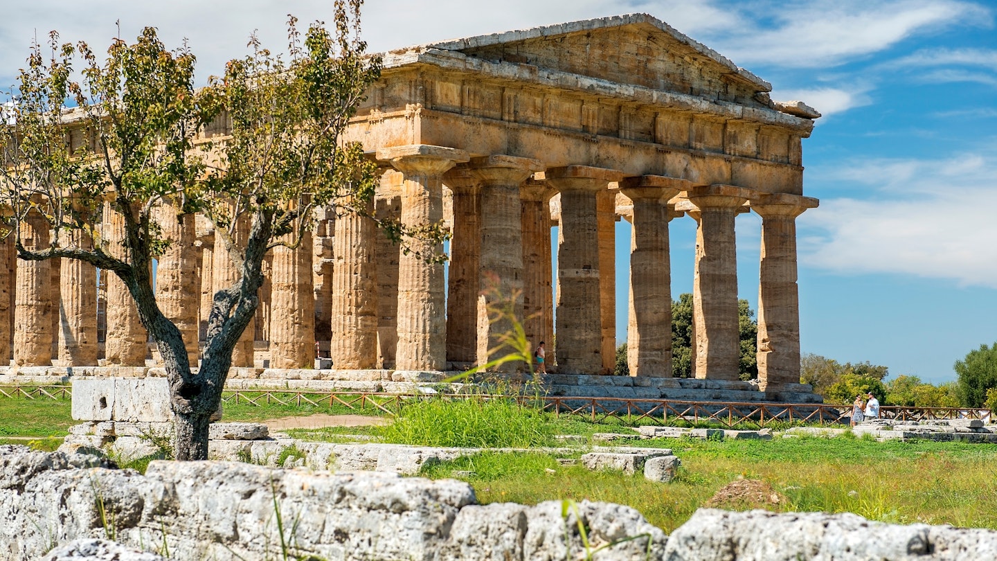 Temple of Hera II (also erroneously called the Temple of Neptune or of Poseidon, ancient Greek temple in the Doric order in Poseidonia (Paestum), Campania, Italy, License Type: media, Download Time: 2024-11-16T14:17:12.000Z, User: nic.dhoedt_lonelyplanet, Editorial: false, purchase_order: 56530 - Guidebooks, job: Global Publishing Wip, client: Lonely Planet Italy 17, other: Nicolas D'Hoedt