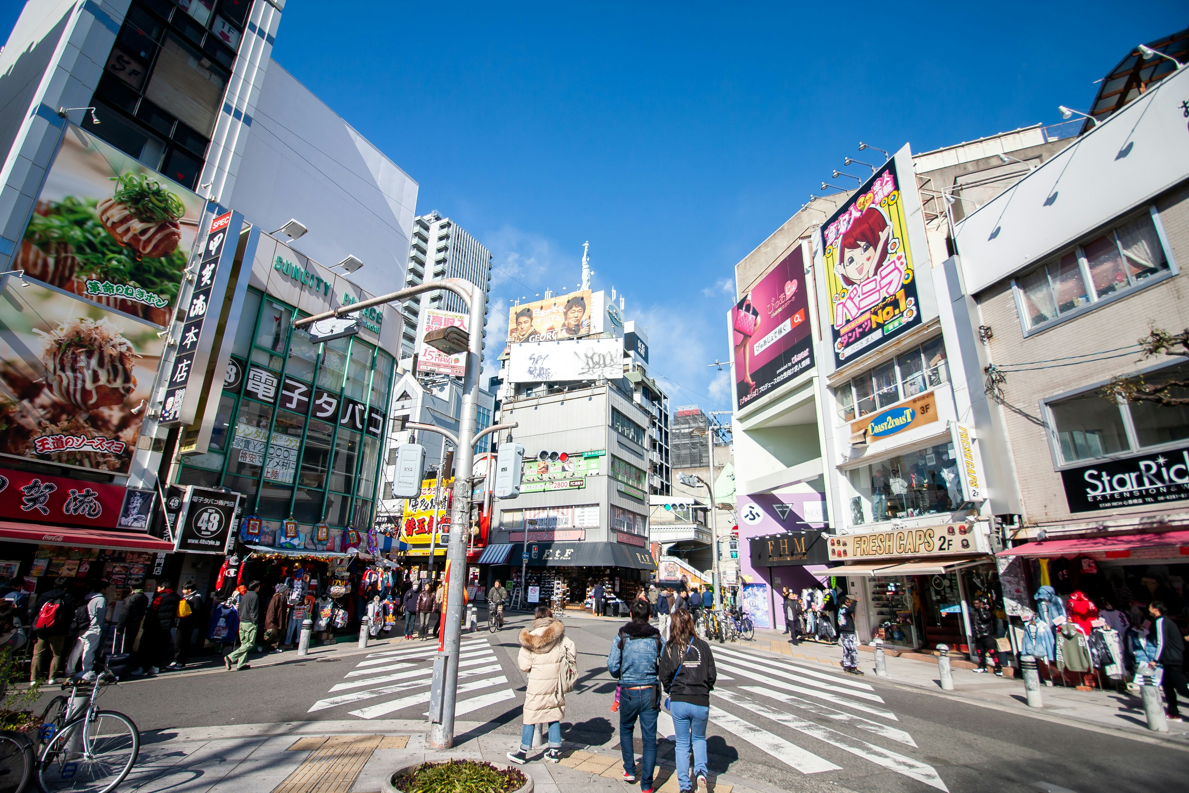 January 24, 2018: A pedestrian crossing at Amerika-mura (American Village) in Shinsaibashi, Osaka