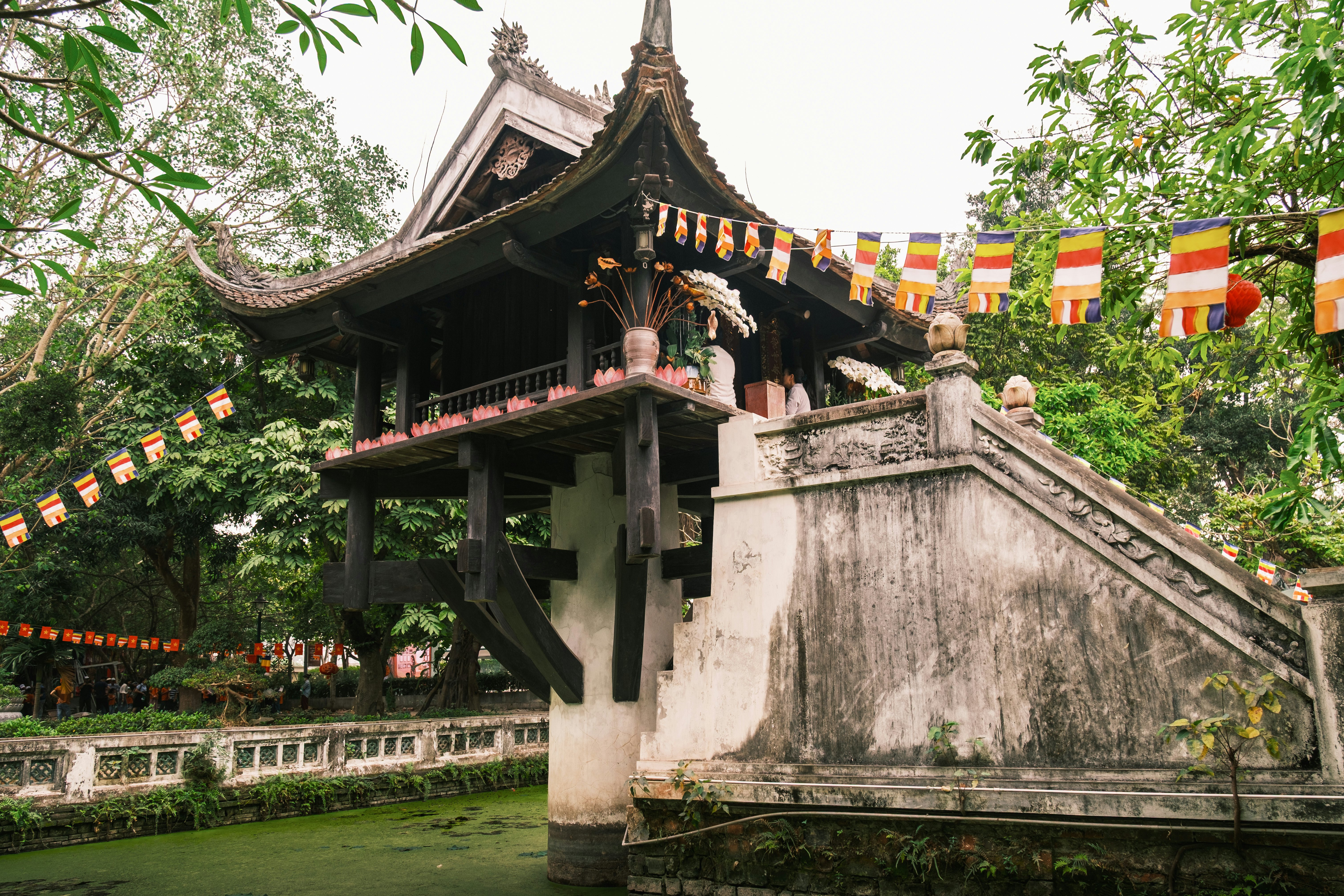 HANOI, VIETNAM — April 19, 2025
One Pillar Pagoda, Hanoi