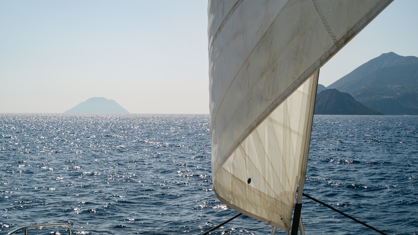 Brekke Aeolian Islands - Sailing Collective