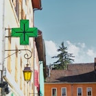 annecy, france - 06 September 2022: the sign of a pharmacy, is hanging above an historic town location in france
1446562327
recognizable
annecy, france - 06 September 2022: the sign of a pharmacy, is hanging above an historic town location in france