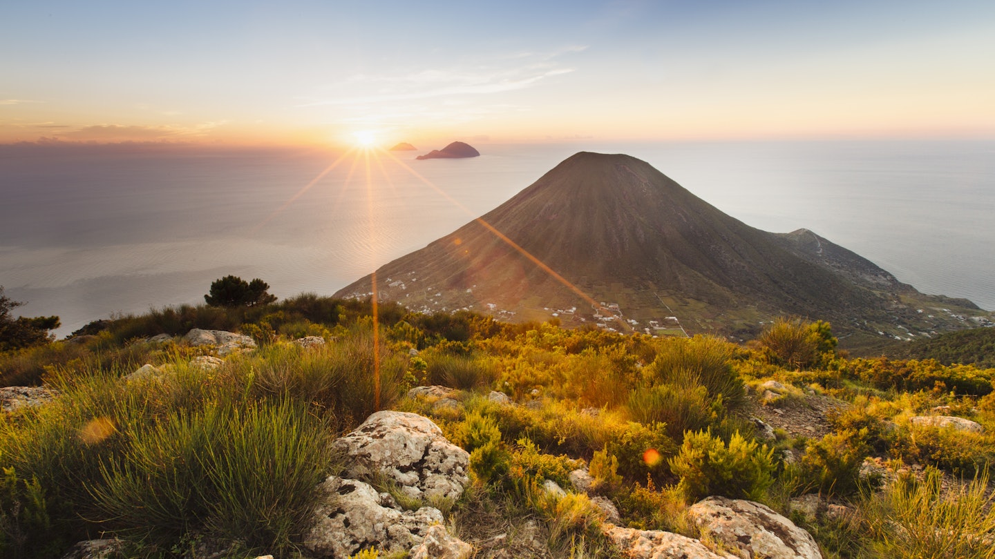 Lonely Planet Traveller, Issue 104, August 2017, Salina, Sicily, Italy, mediteranian
The second highest of Salina’s twin volcanoes, Monte dei Porri.