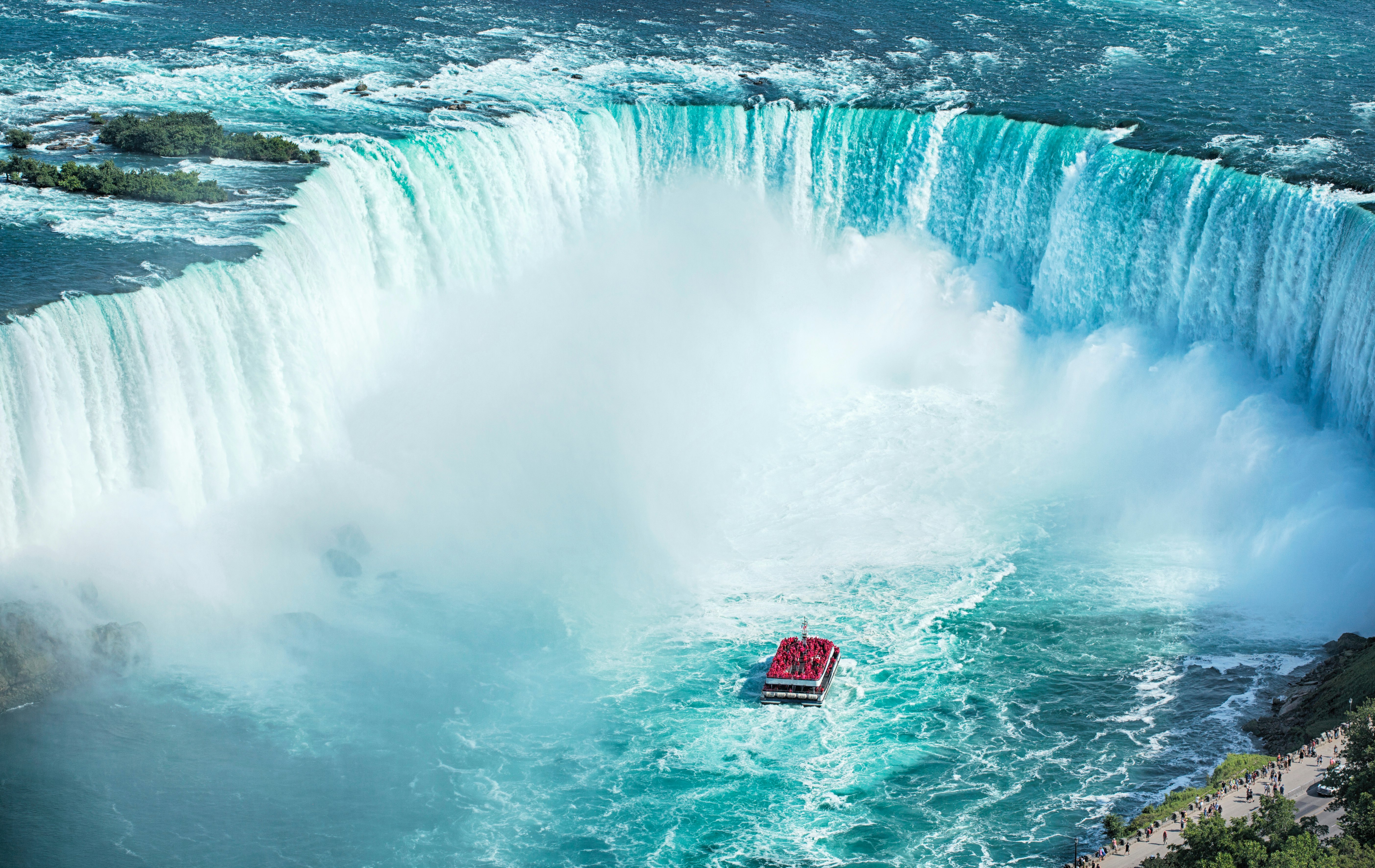 Niagara Falls boat tour.