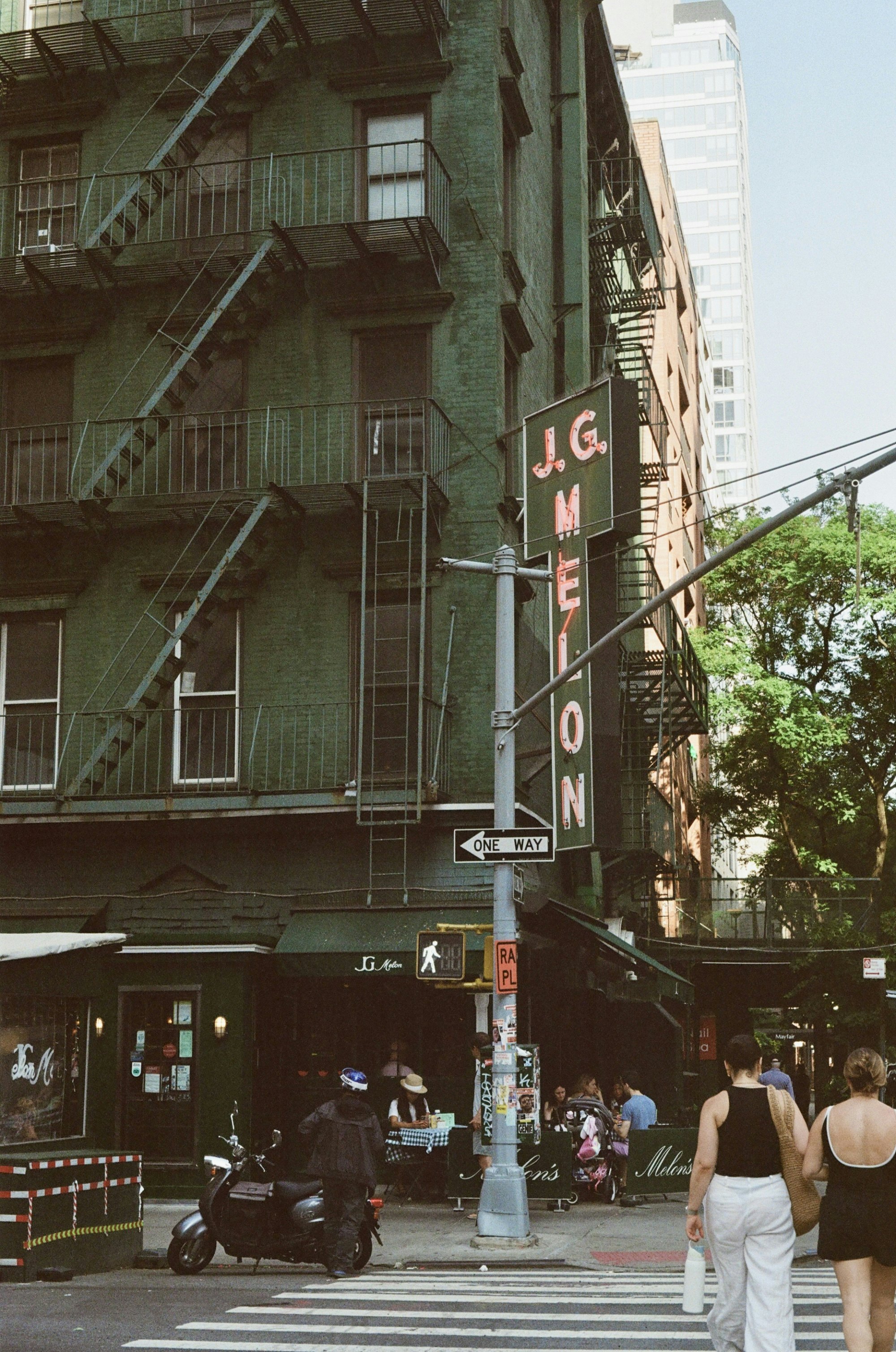 JG Melon NYC