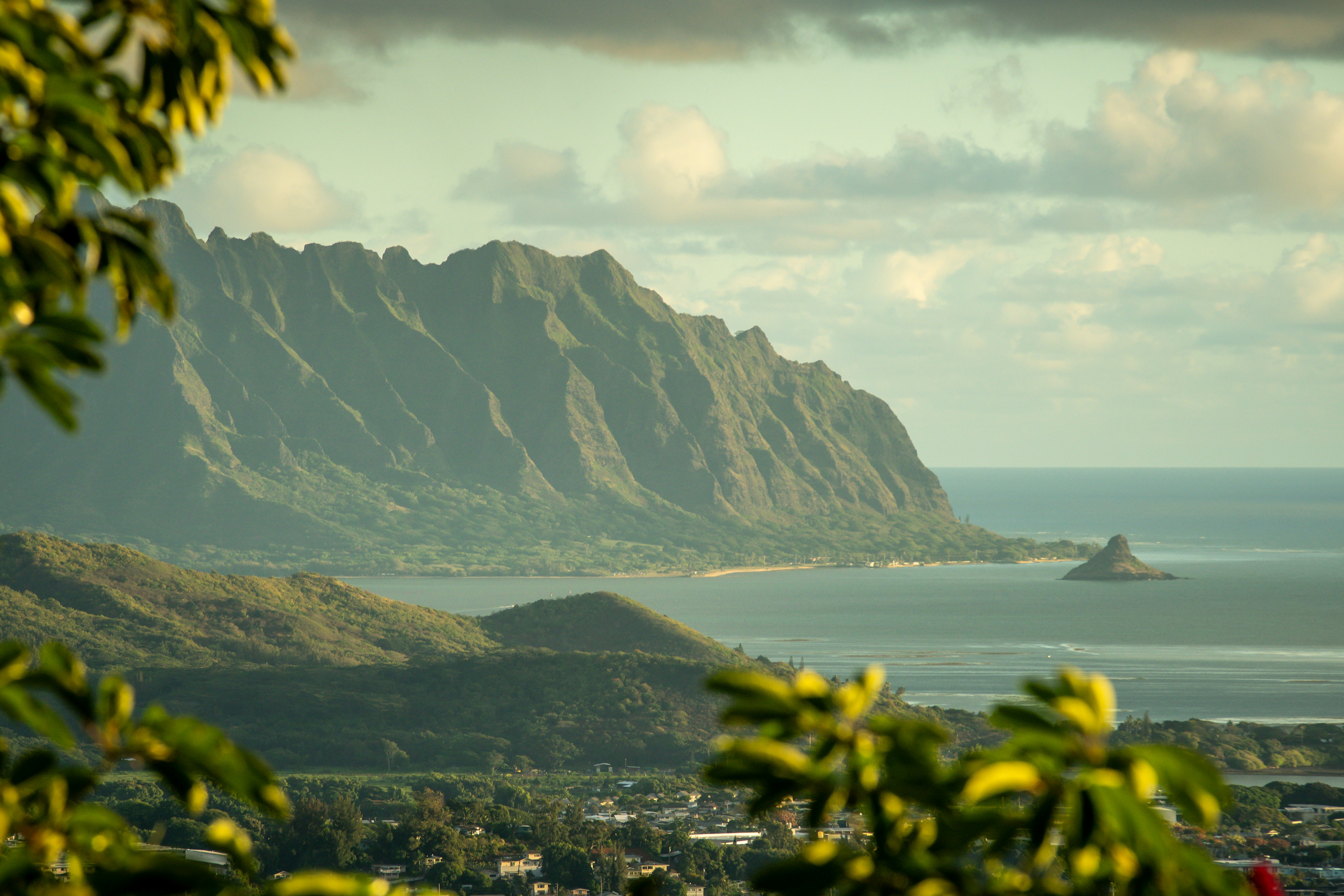 Koolau Mountain Range, O'ahu, Hawaii.
