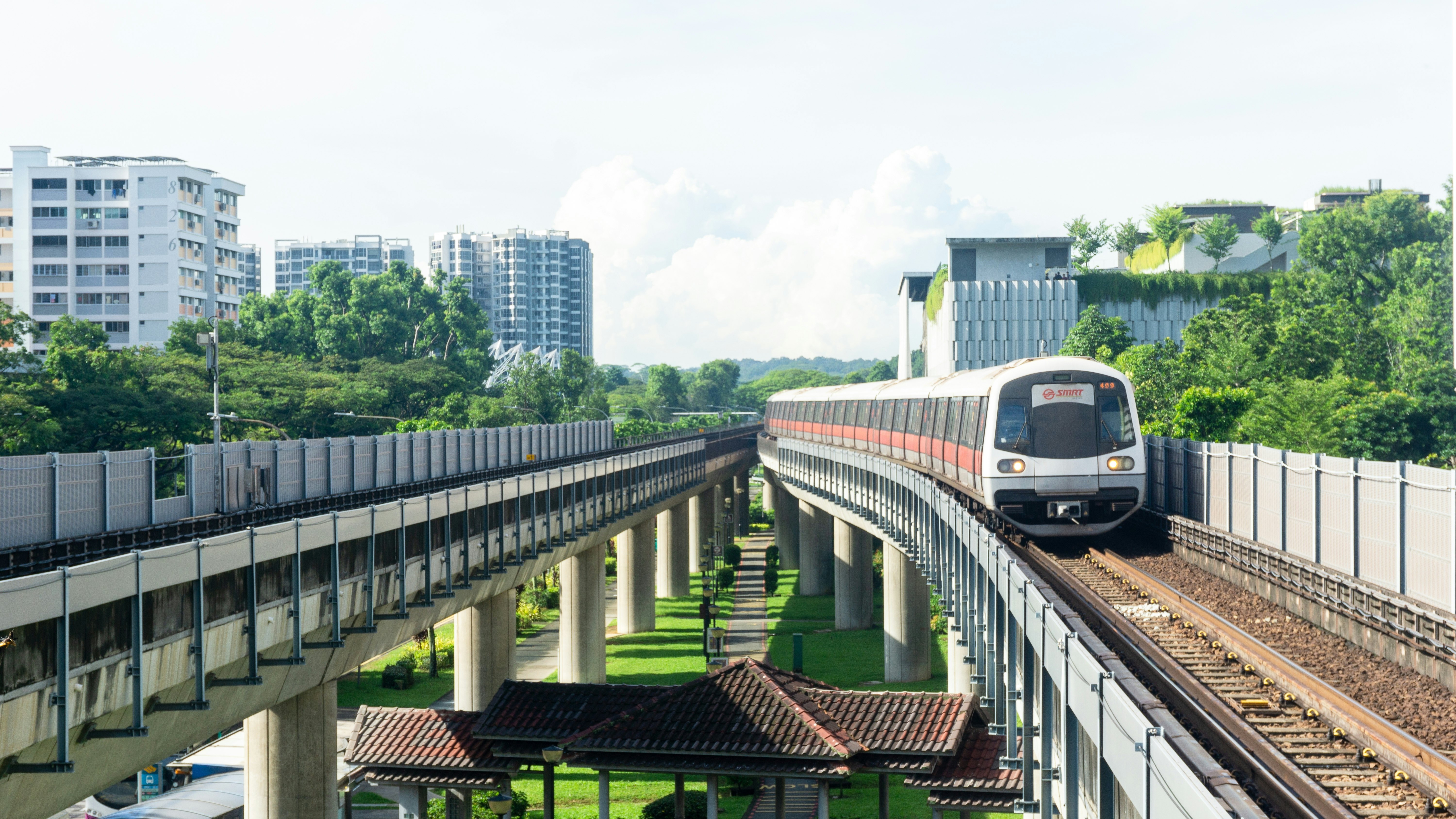 MRT train