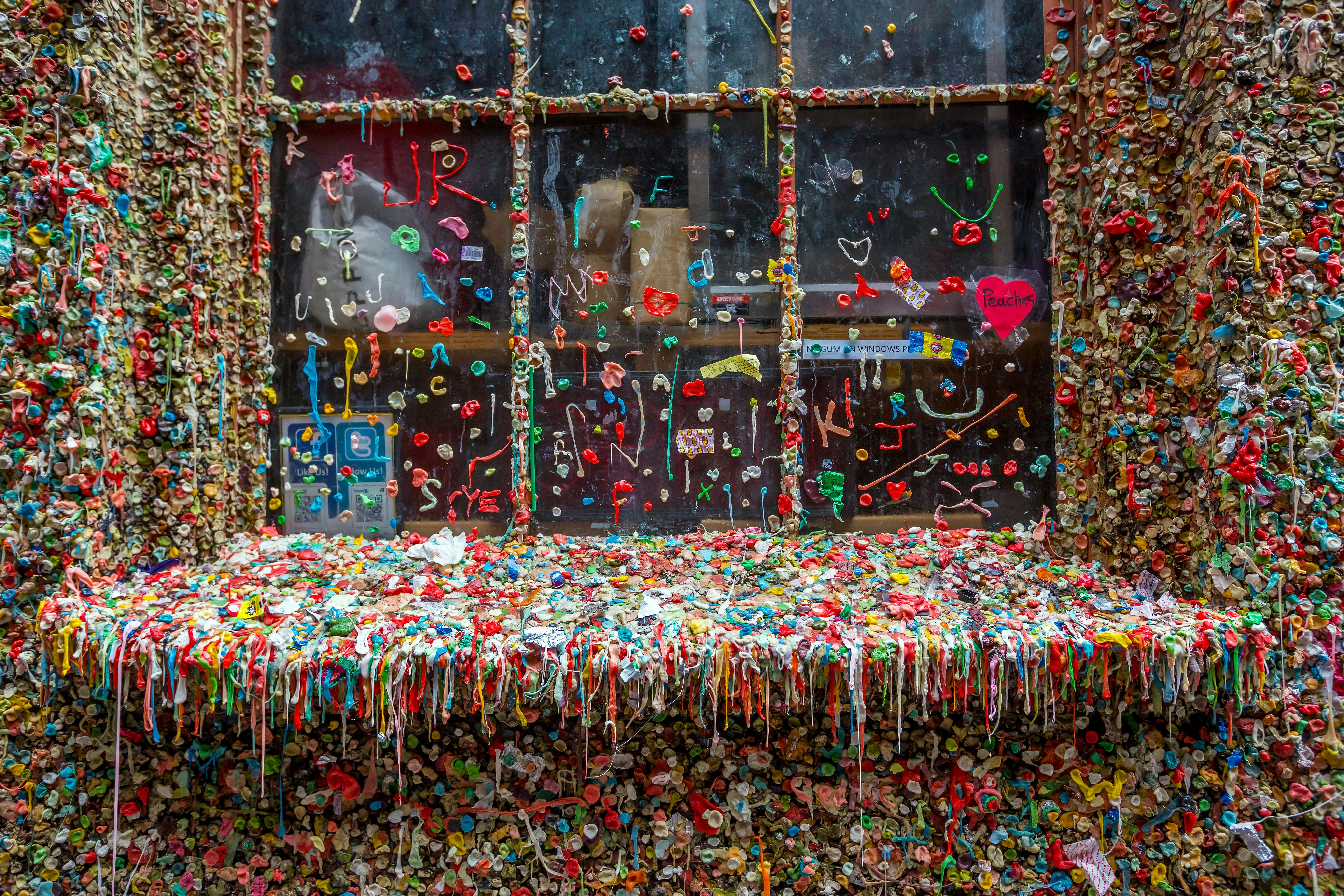July 5, 2014: The Market Theater Gum Wall in Post Alley under Pike Place Market.
205880161
alley, art, attraction, background, bubble, chewing, day, destinations, dirty, disgusting, famous, farmers, gross, gum, landmark, market, no, nobody, northwest, pacific, people, pike, place, post, seattle, state, stuck, tourist, travel, vertical, wall, washington