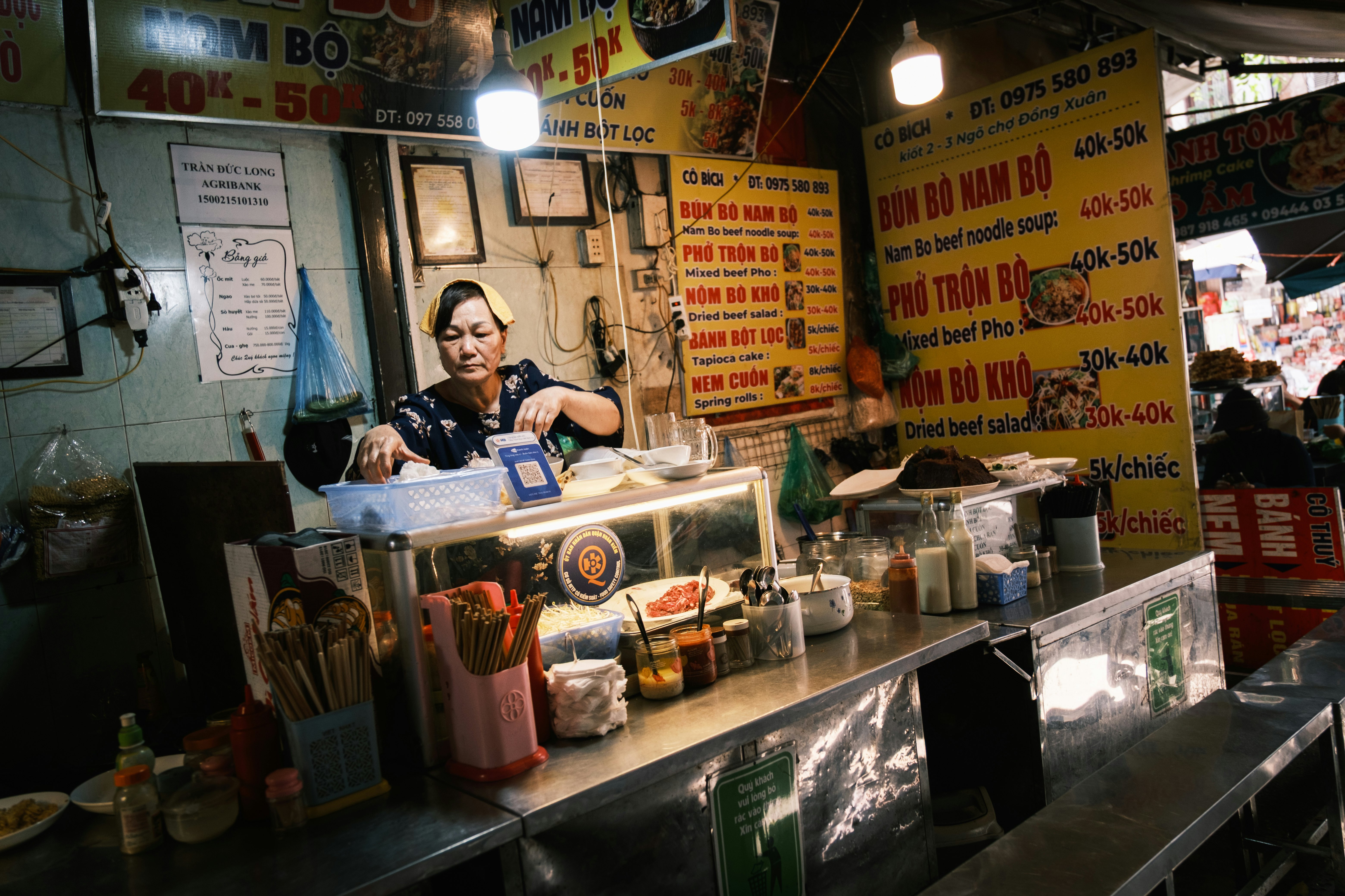 Street food stalls, Hanoi