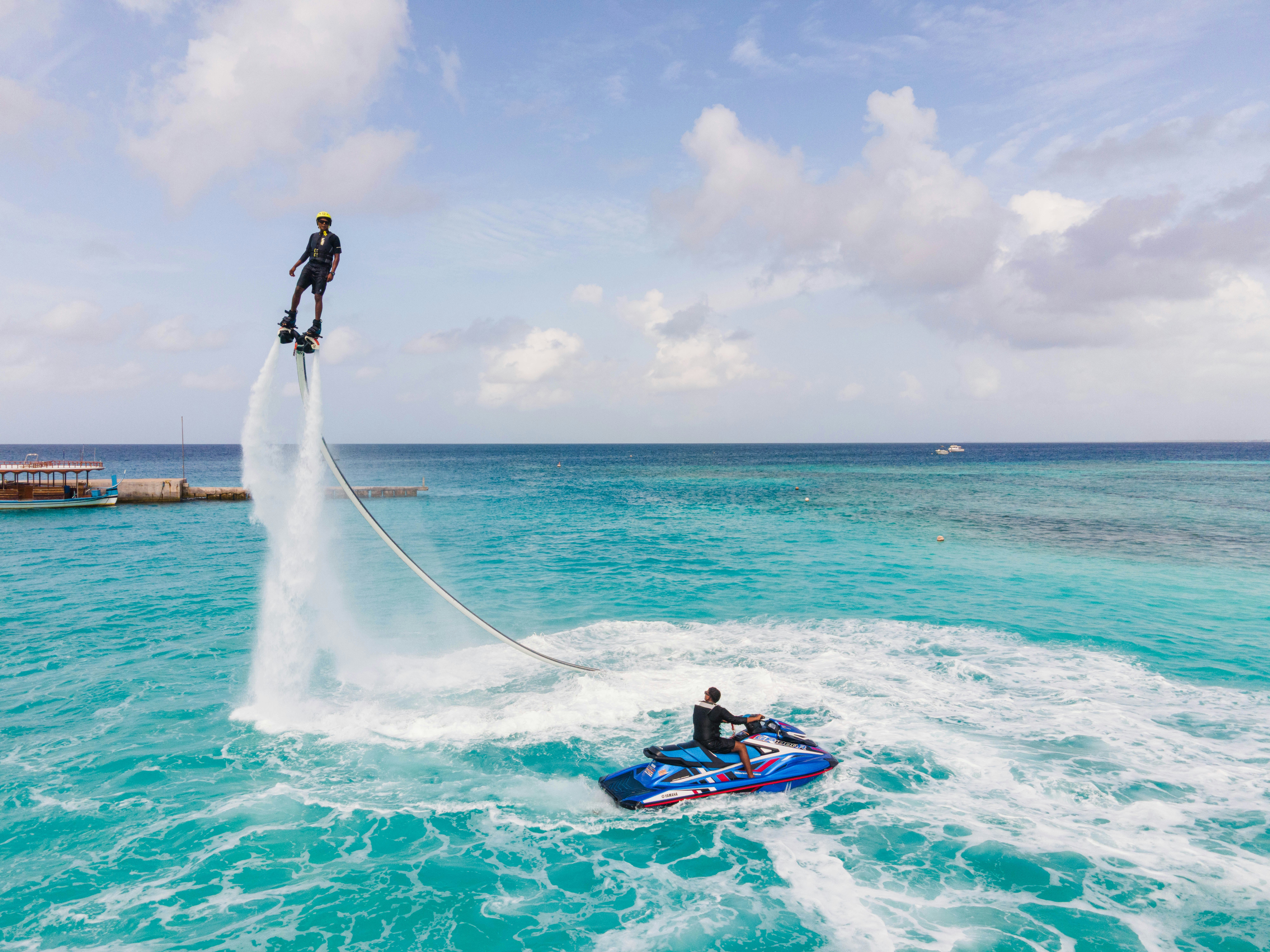 Jet blading in the Maldives. Tashiya de Mel for ÌÇÐÄ´«Ã½